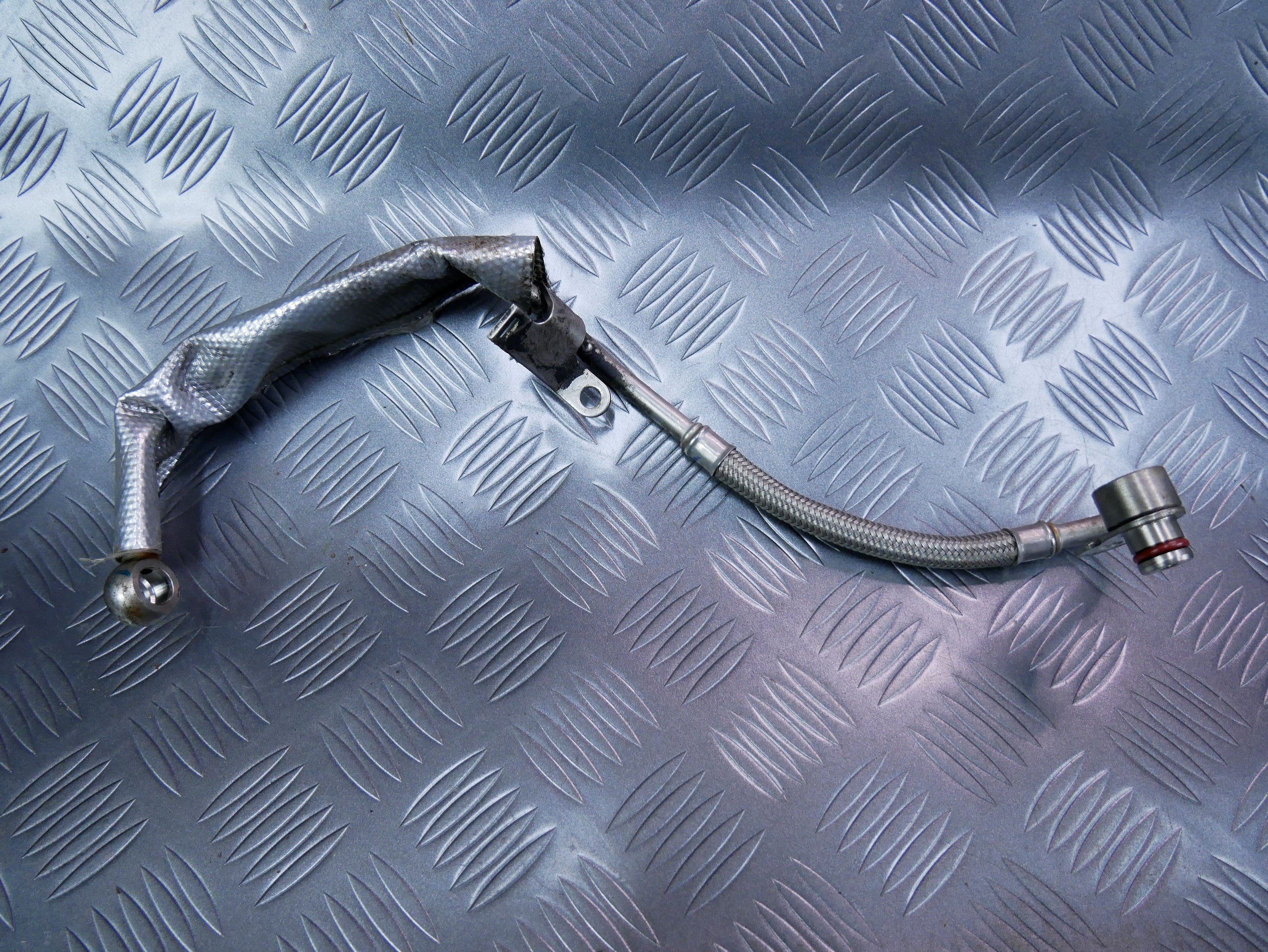 Rurka przewód olejowy 06J145778F AUDI Q3 8U0 2.0 TFSI