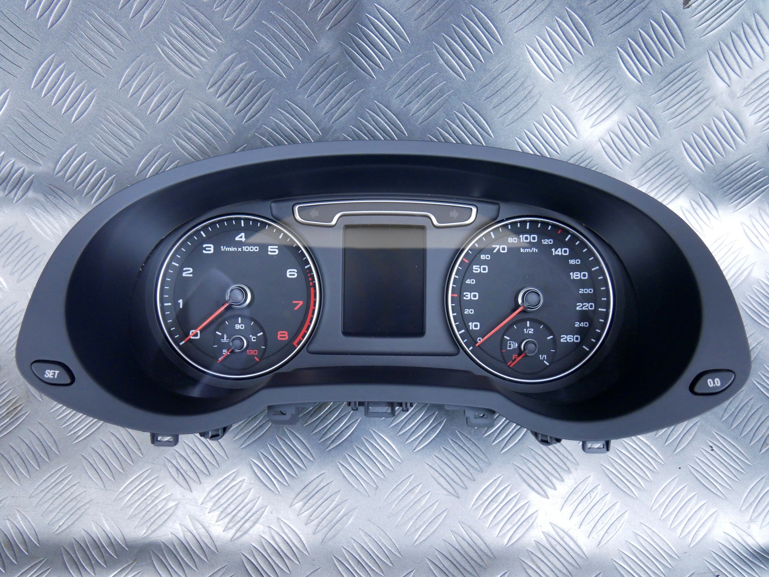 Licznik zegary 8U0920940B AUDI Q3 8U0 2.0 TFSI