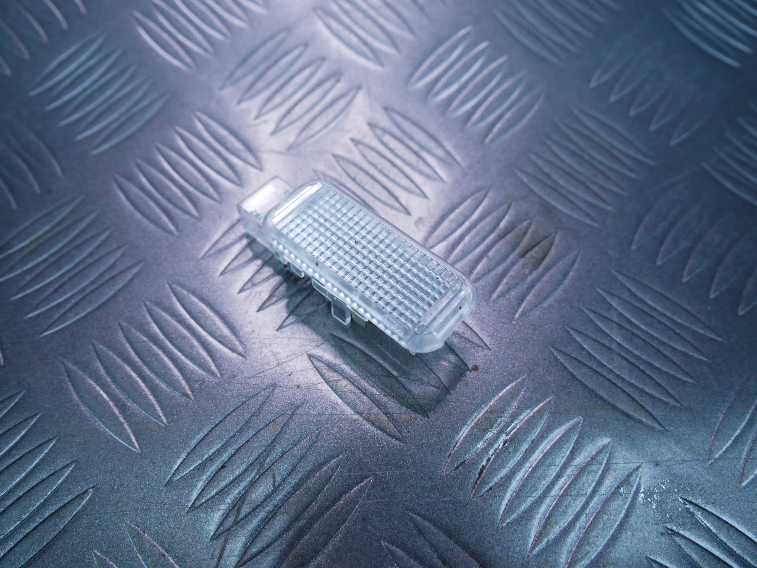 Lampka kabinowa 4B0947415 AUDI Q3 8U0