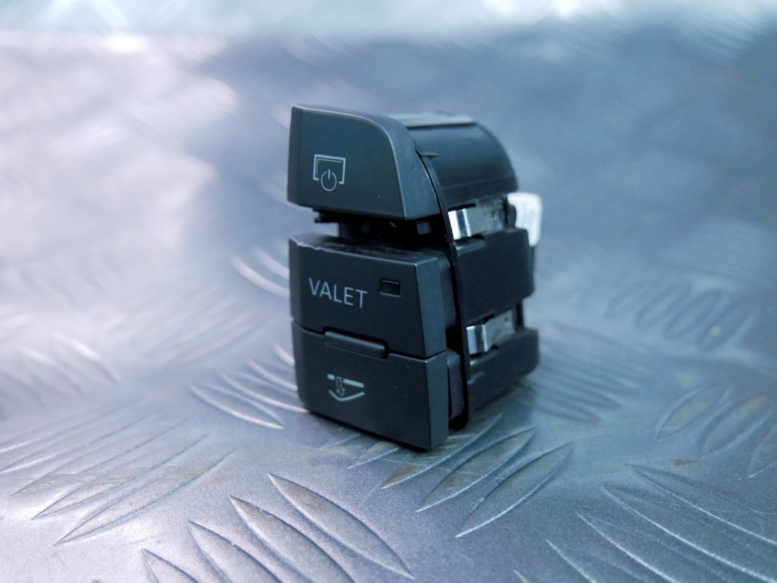 Panel przycisk schowka VALET 4L1927227 AUDI Q7 4L LIFT