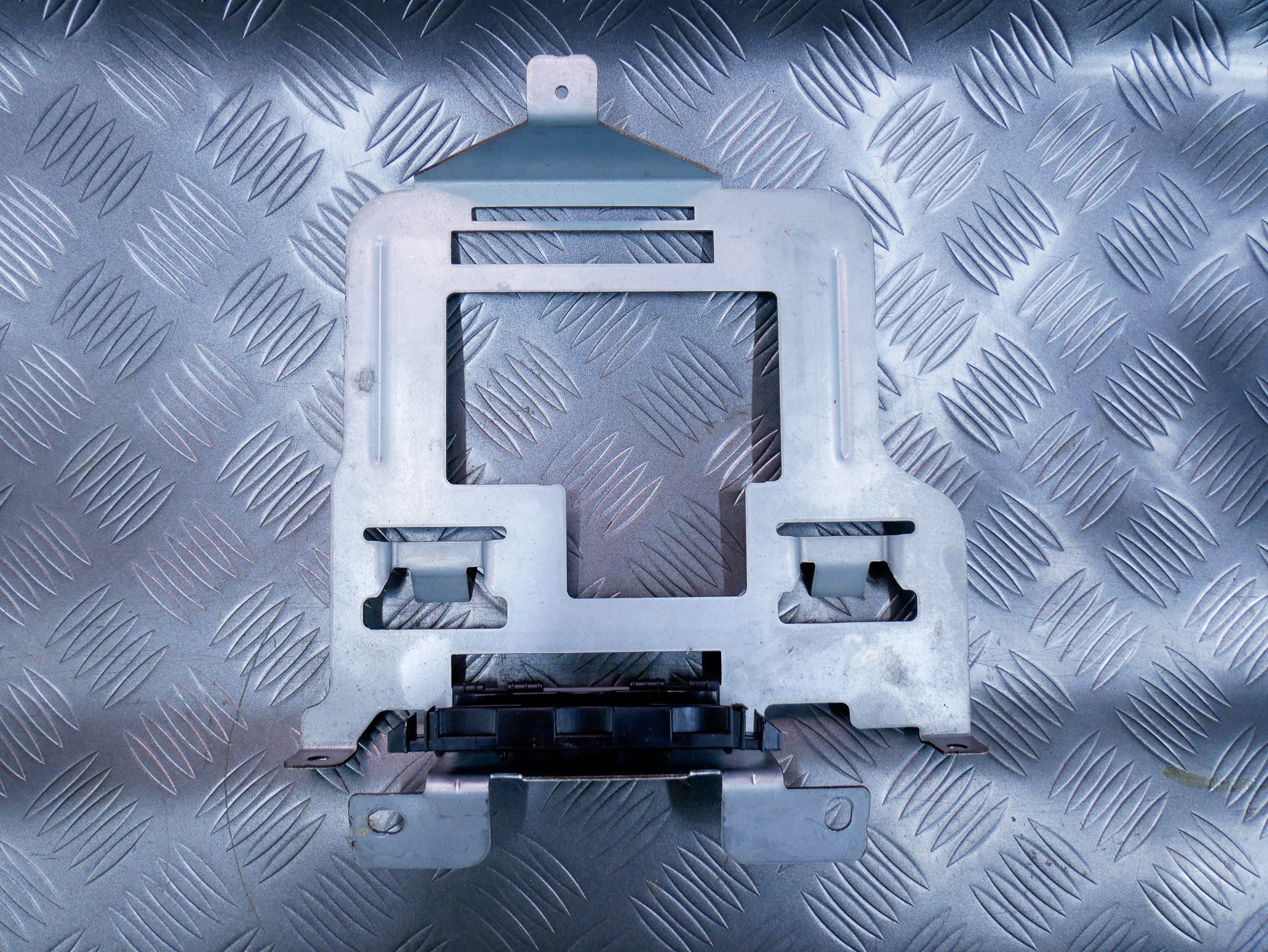 Uchwyt mocowanie sterownika ECU 1T0906216L VW CADDY III IV