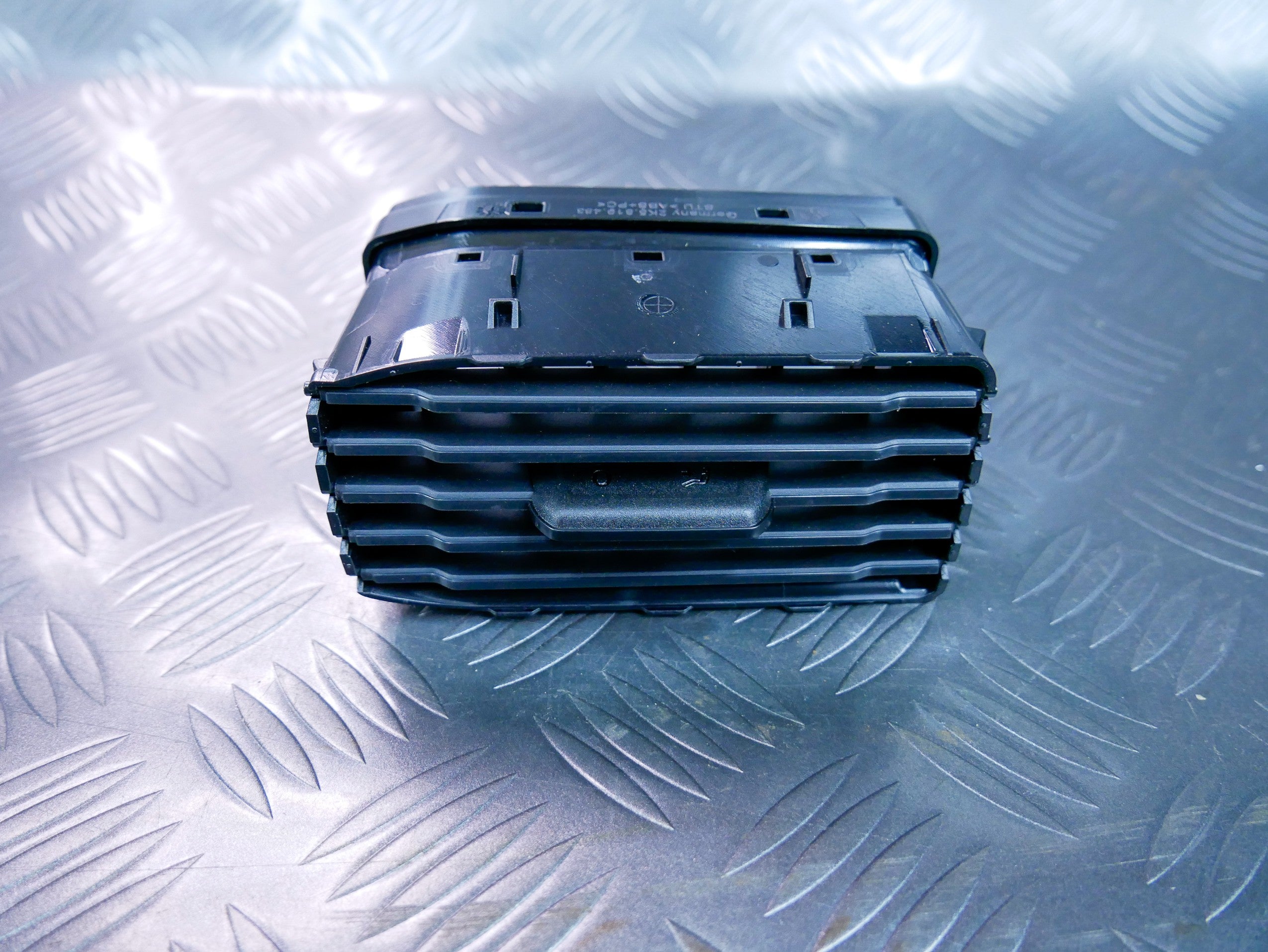 Kratka nawiewu 2K5819483 VW CADDY III IV