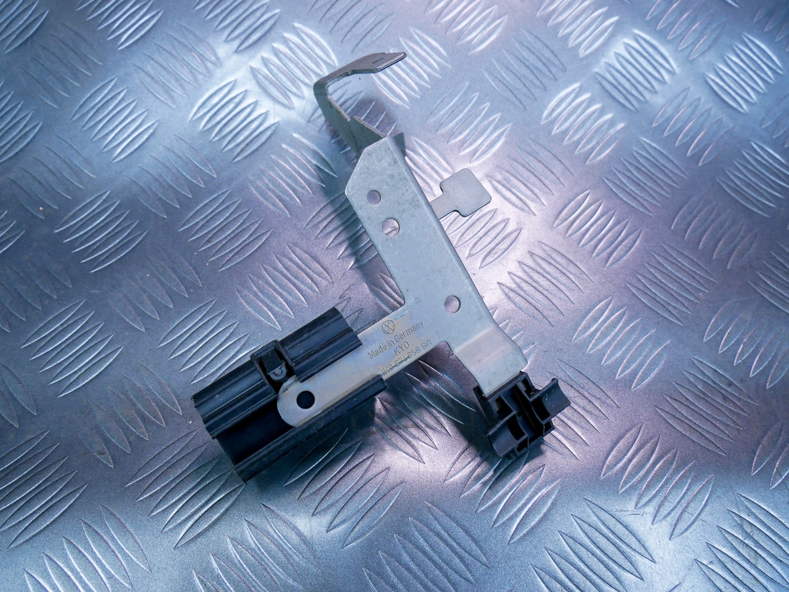 Mocowanie wiązki przewodów 1K0971858BQ VW CADDY III IV