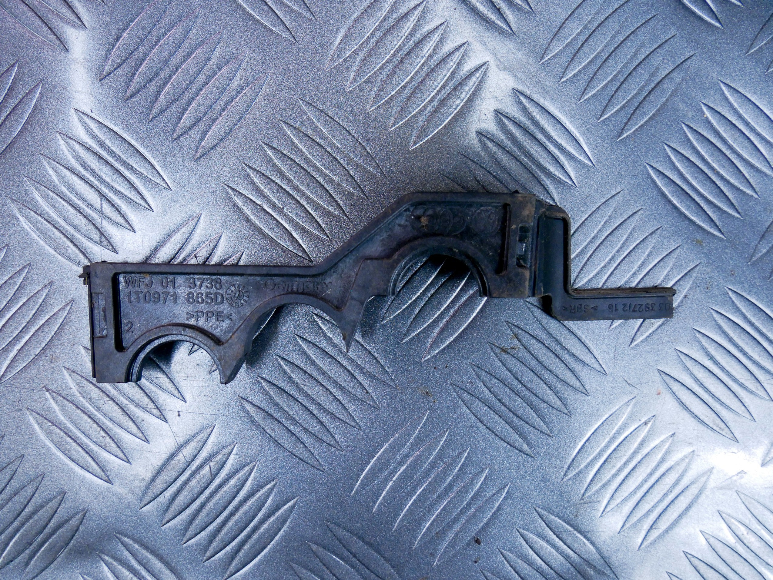 Osłona zaślepka uszczelka 1T0971865D VW CADDY III IV