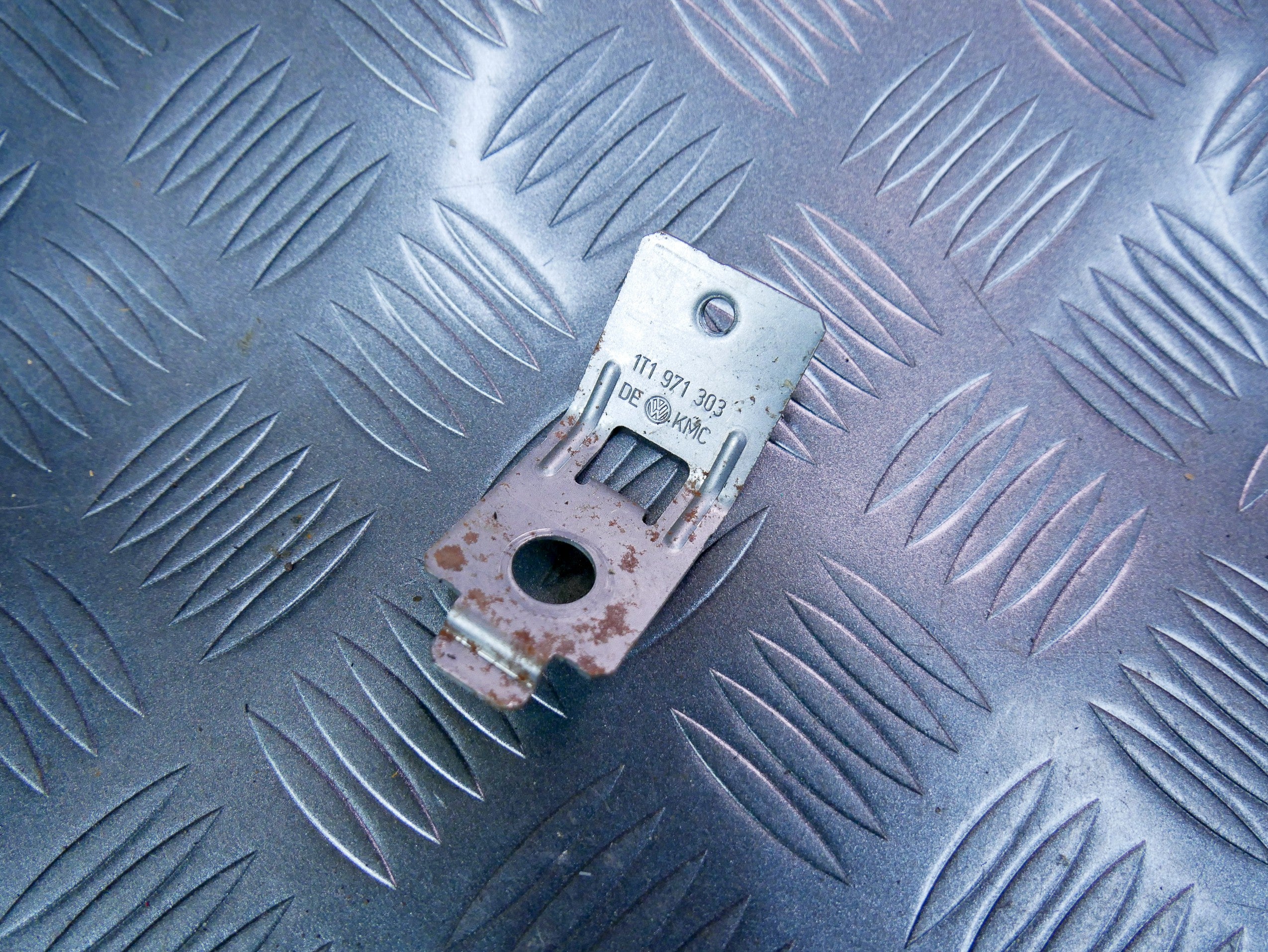 Wspornik mocowanie 1T1971303 VW CADDY III IV