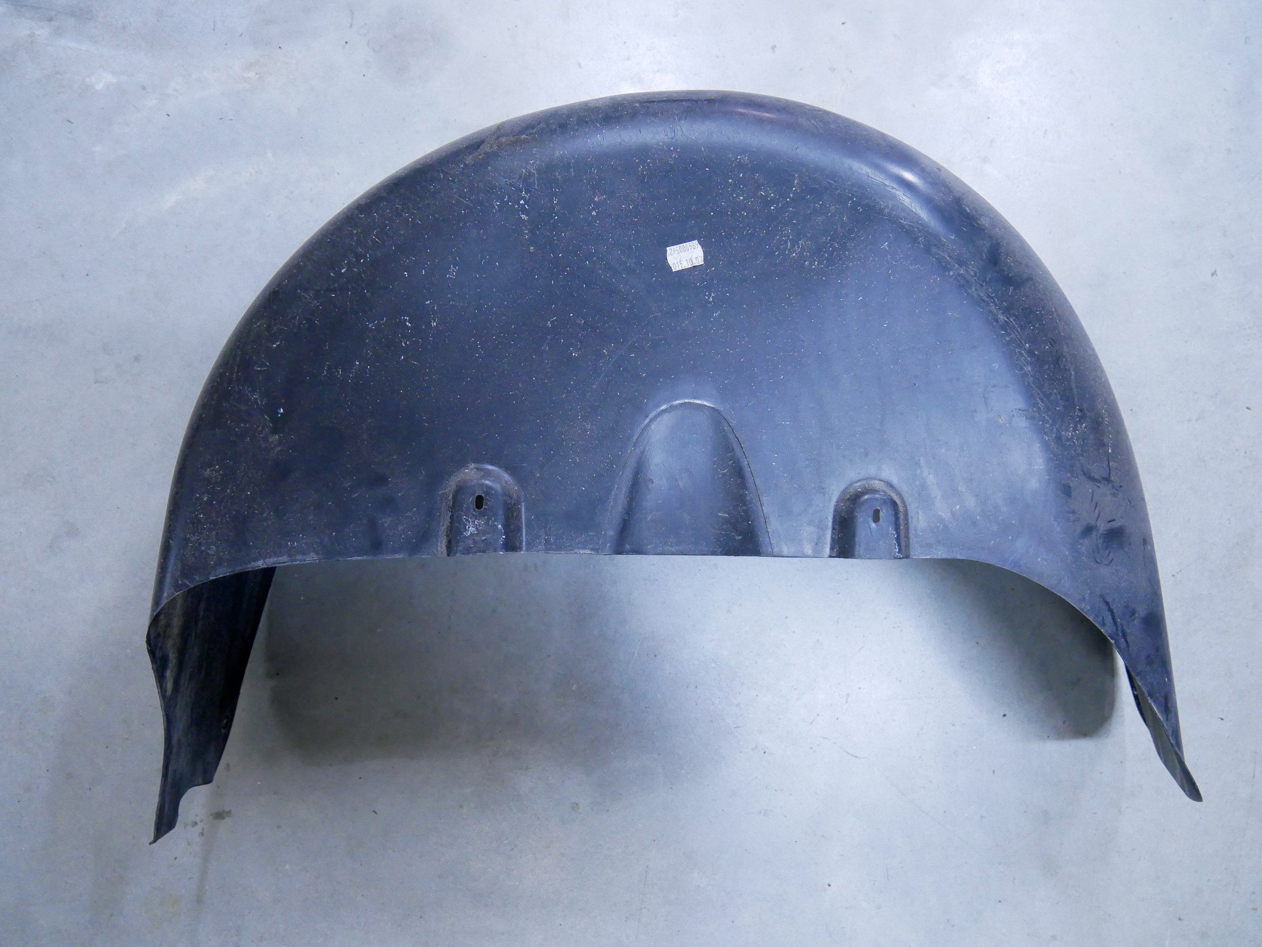 Nadkole tył tylne prawe 2K0810972D VW CADDY III IV LIFT