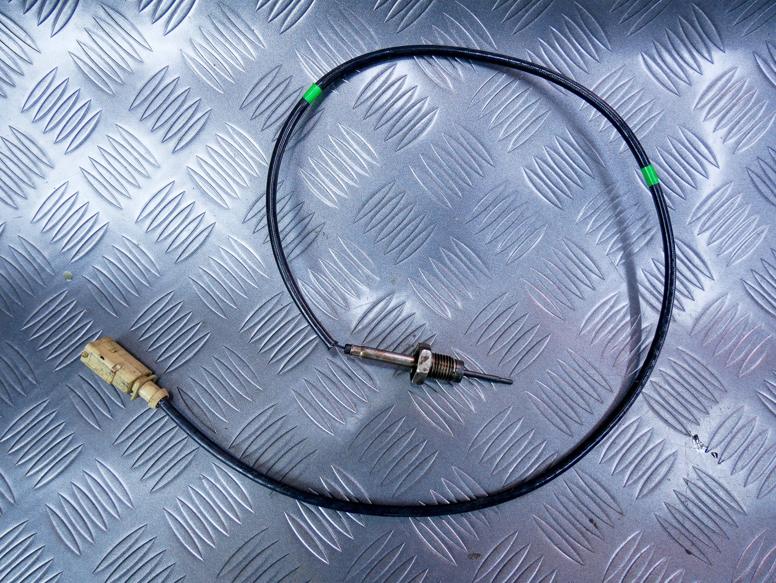 Czujnik temperatury spalin 04L906088EG VW CADDY IV 2.0 TDI