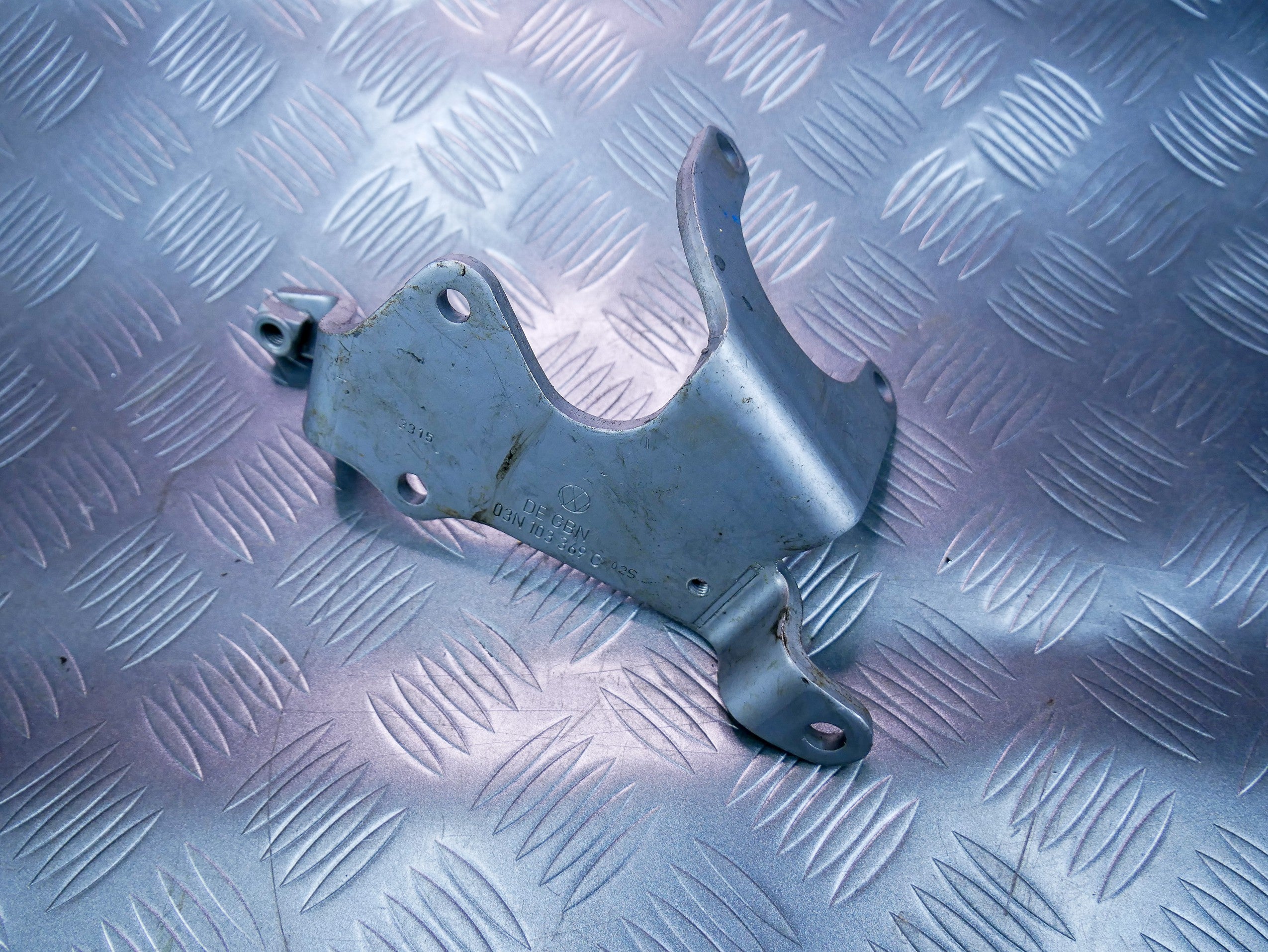 Wspornik mocowanie silnika 03N103369C VW CADDY IV 2.0 TDI