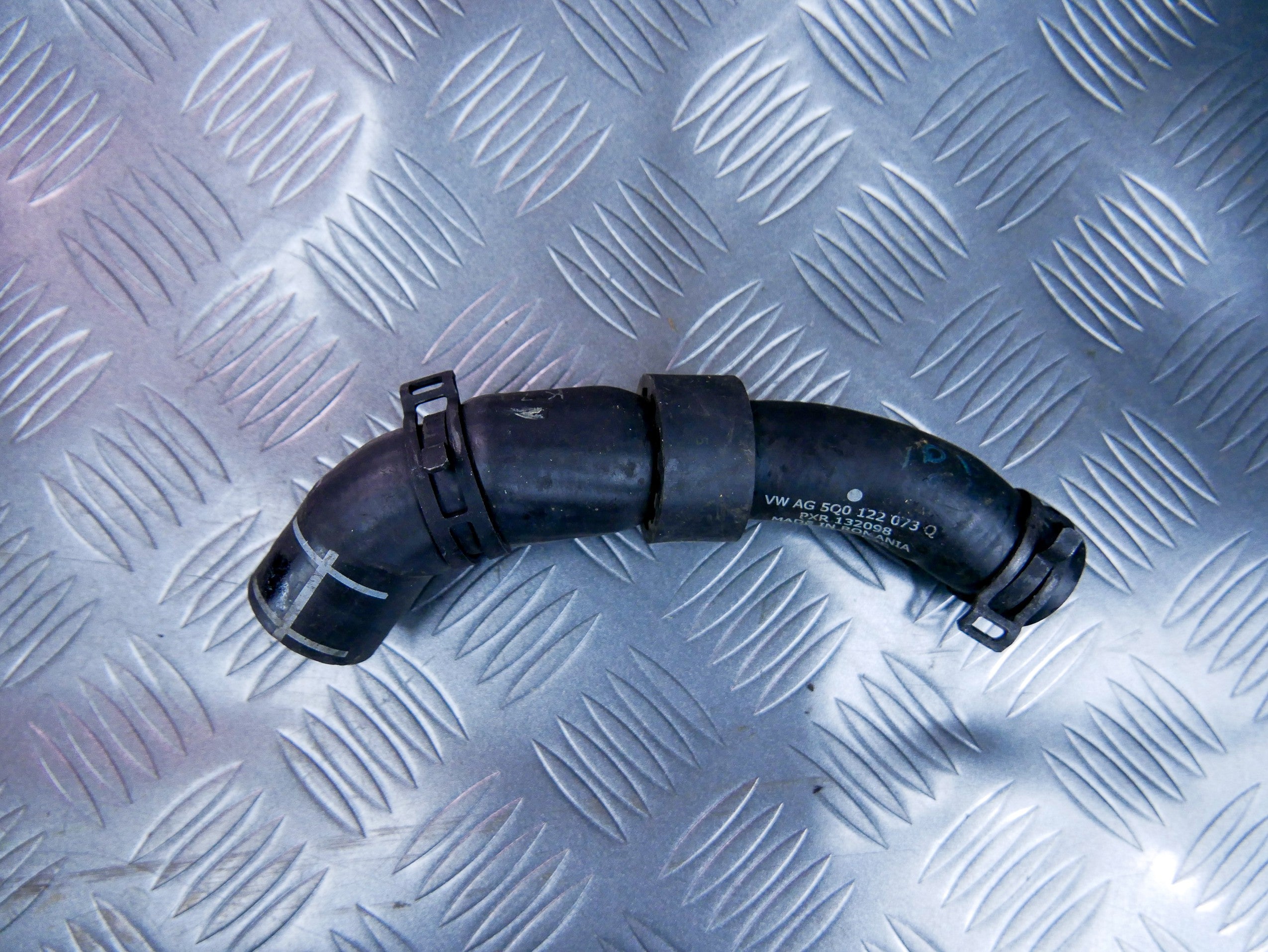 Rura wąż przewód wody 5Q0122073Q VW CADDY IV 2.0 TDI