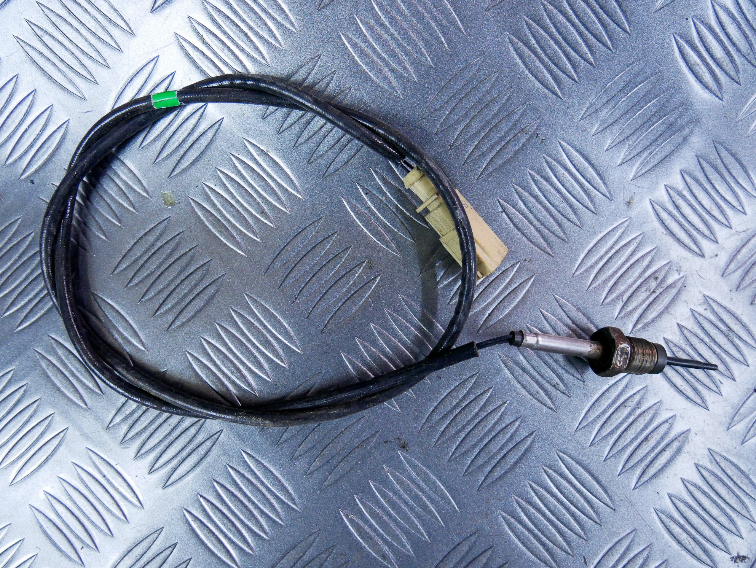 Czujnik temperatury spalin 03L906088CM VW CADDY III 2.0 TDI