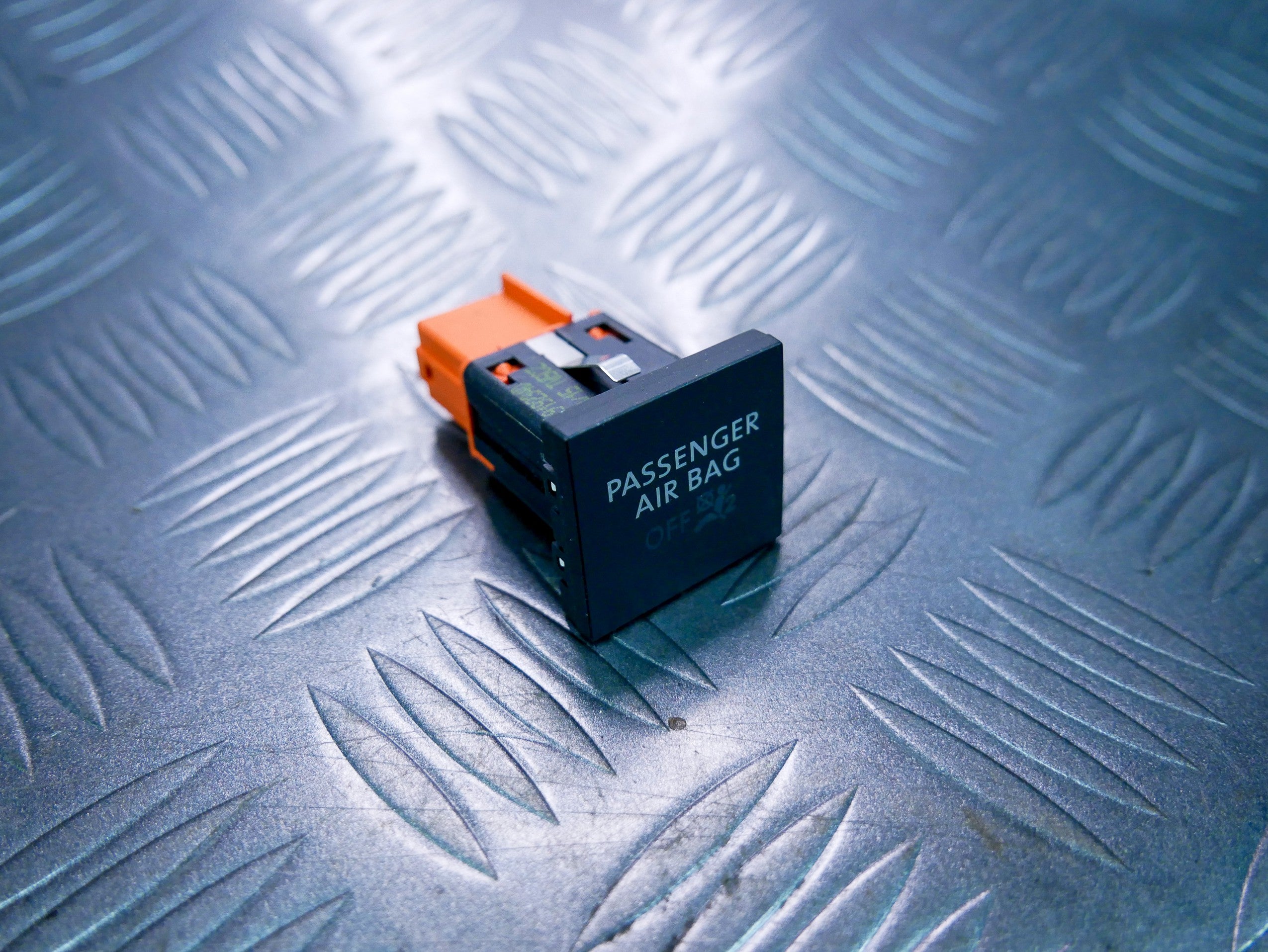 Lampka kontrolka AIRBAG 2K0919234D VW CADDY III