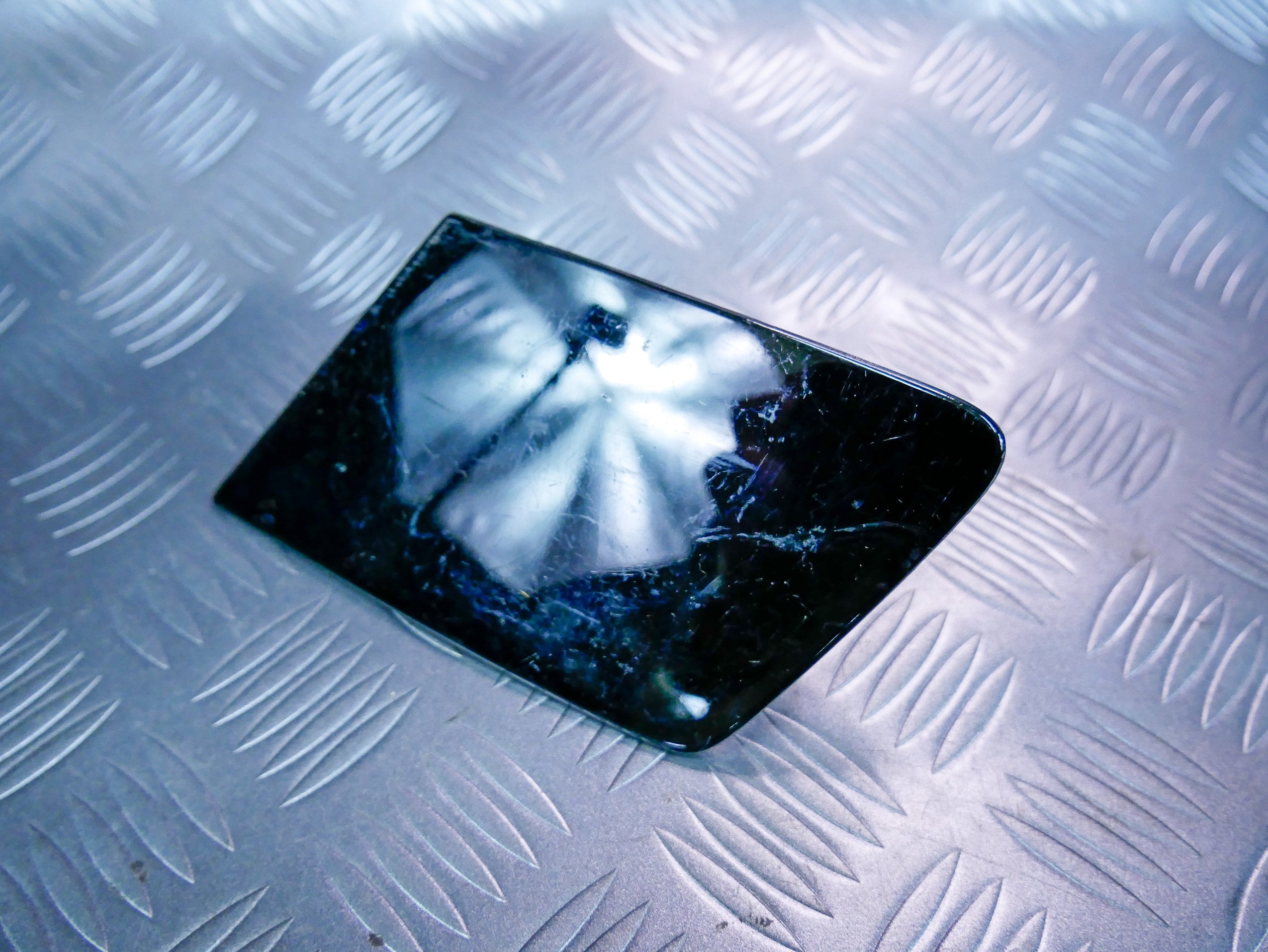 Zaślepka zderzaka przód 85H955275B AUDI Q6 E-TRON