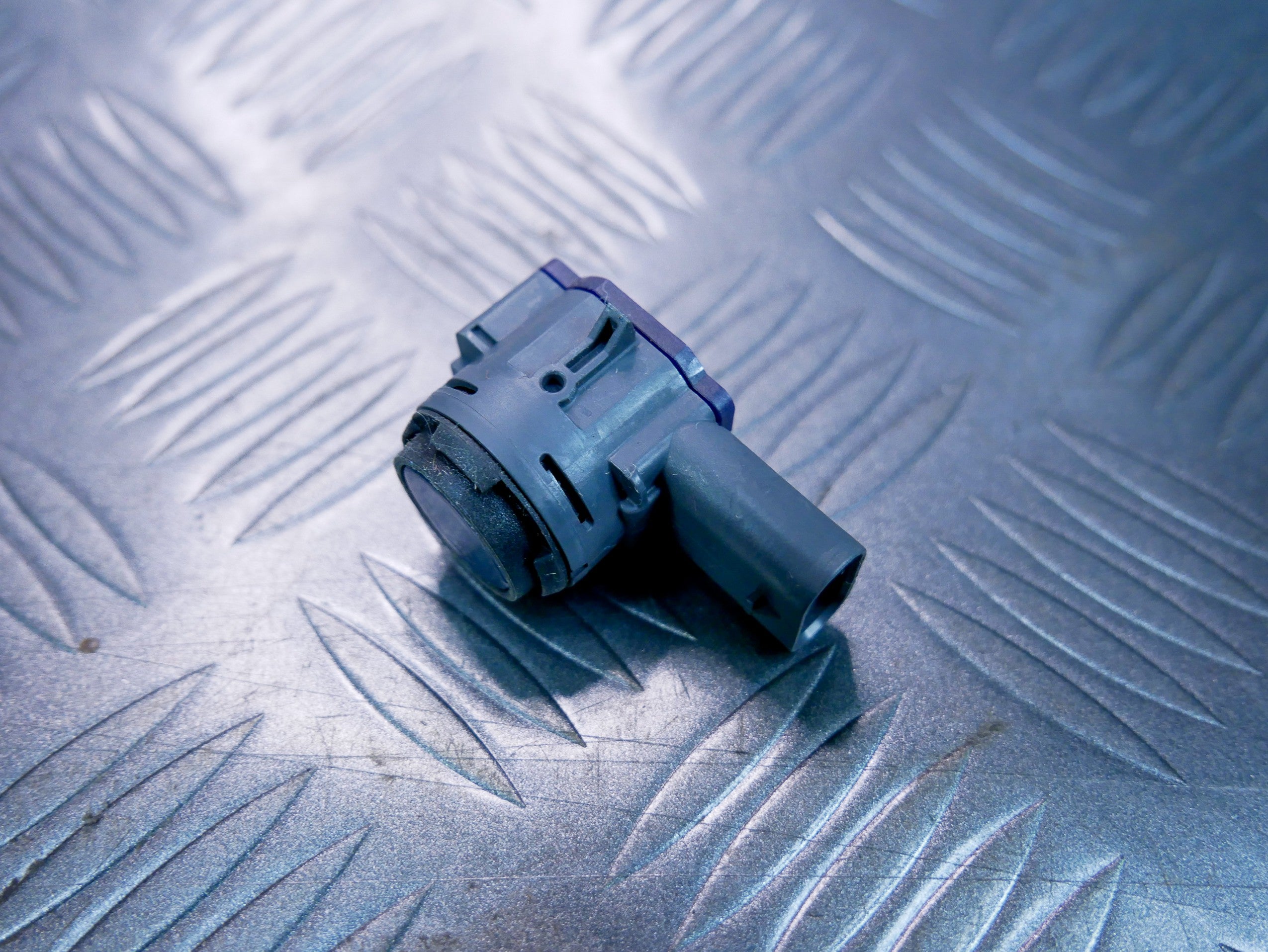 Czujnik parkowania PDC 1EA919275B VW ID SKODA ENYAQ