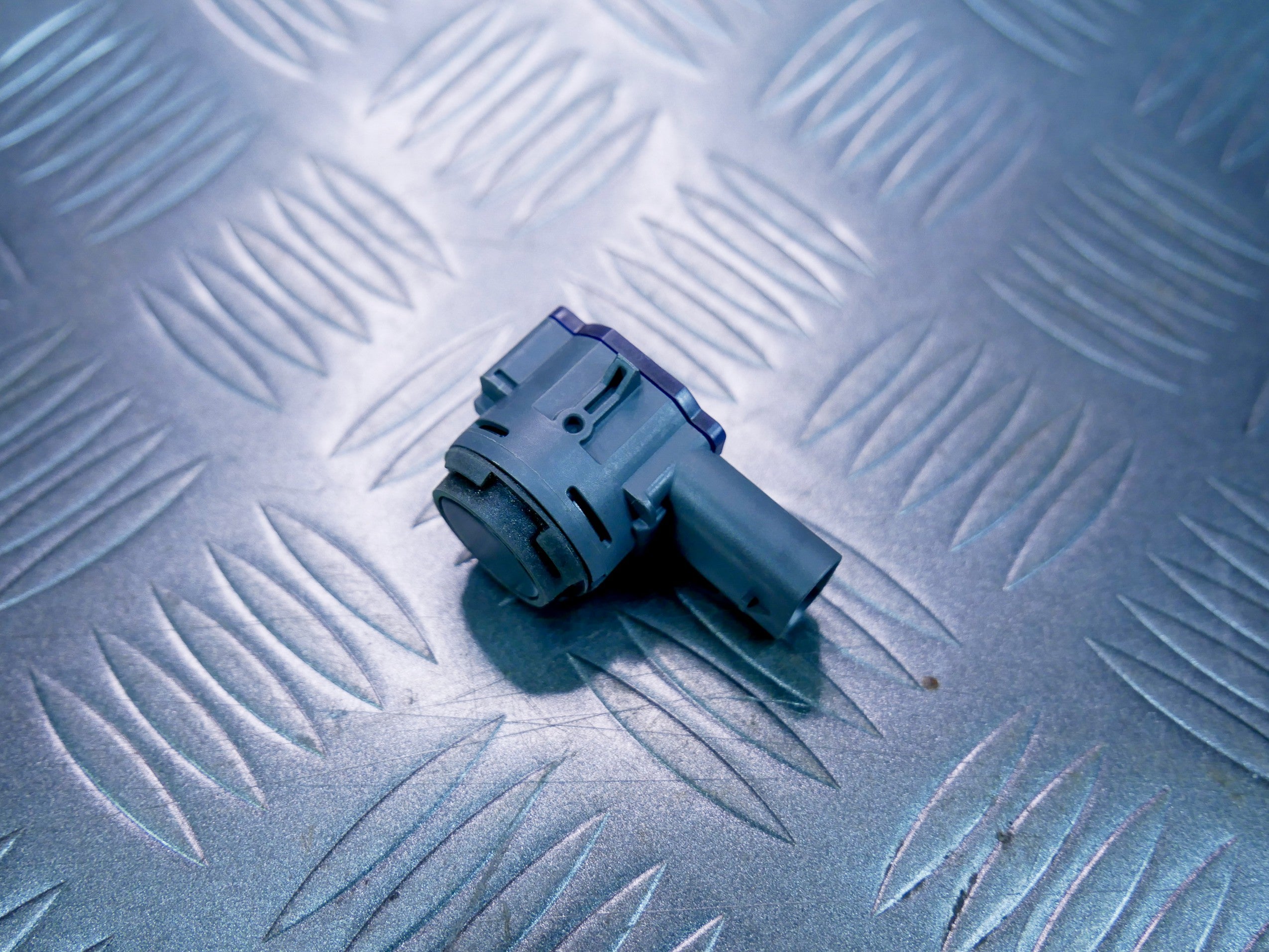 Czujnik parkowania PDC 1EA919275 VW ID SKODA ENYAQ