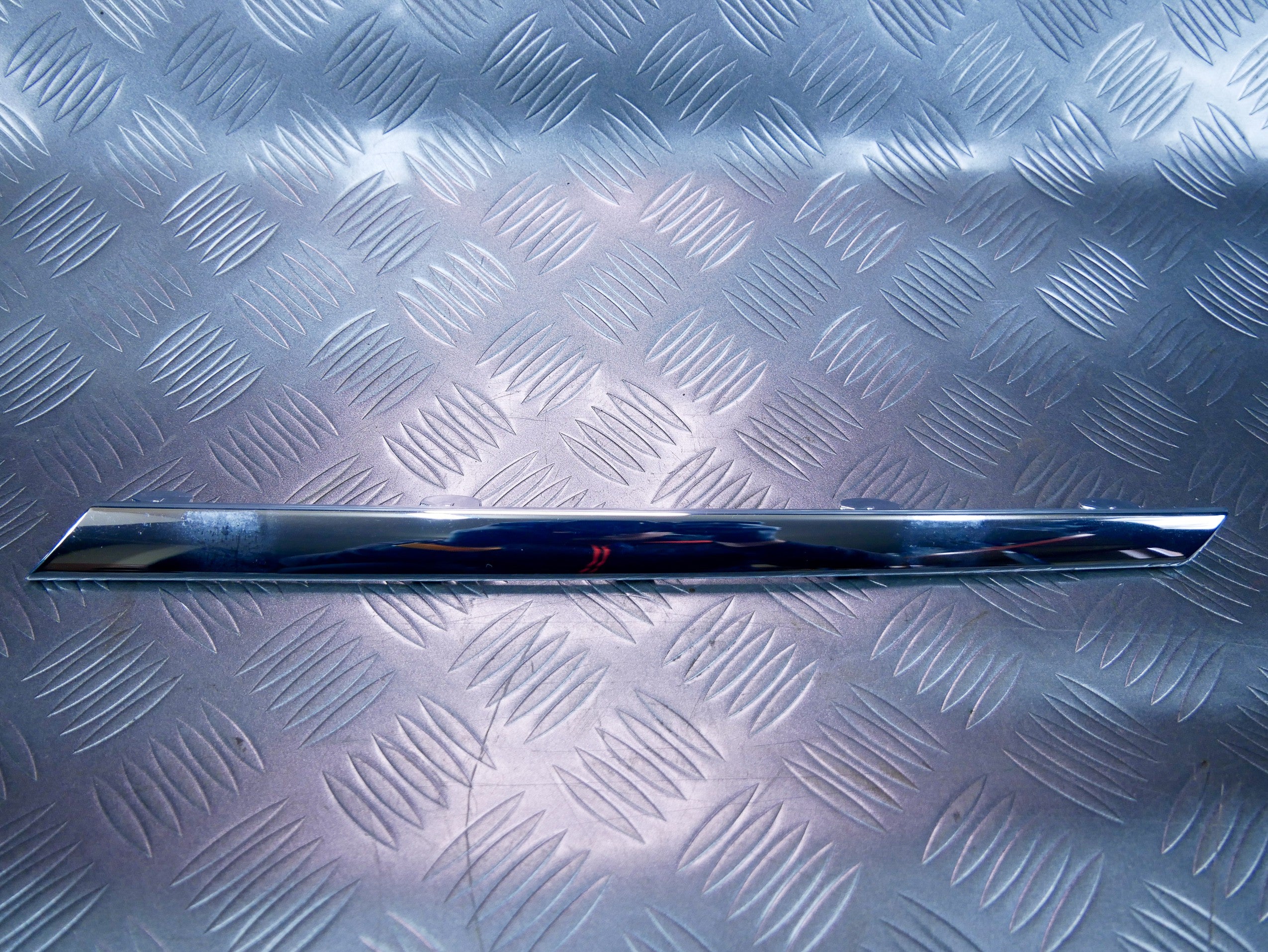 Listwa chrom zderzaka przód A2468881785 MERCEDES B-KLASA W246