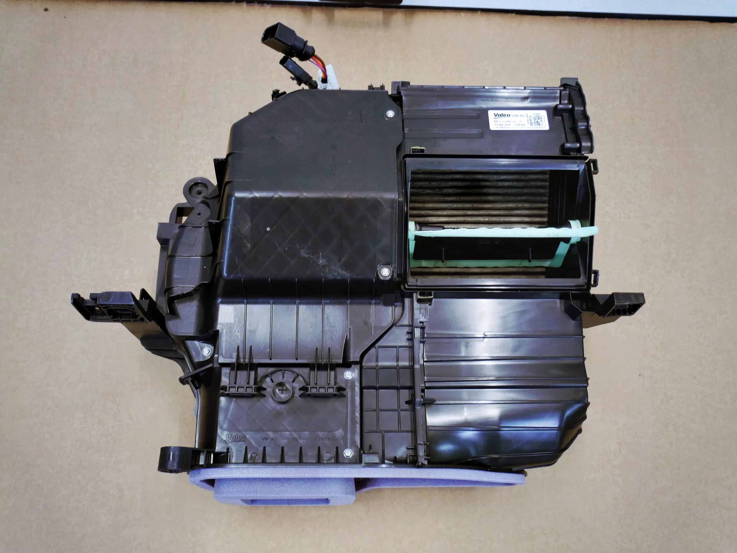 Nagrzewnica filtr powietrza dmuchawa 1EA820153N VW ID.3 ID.4 ID.5 ID.7