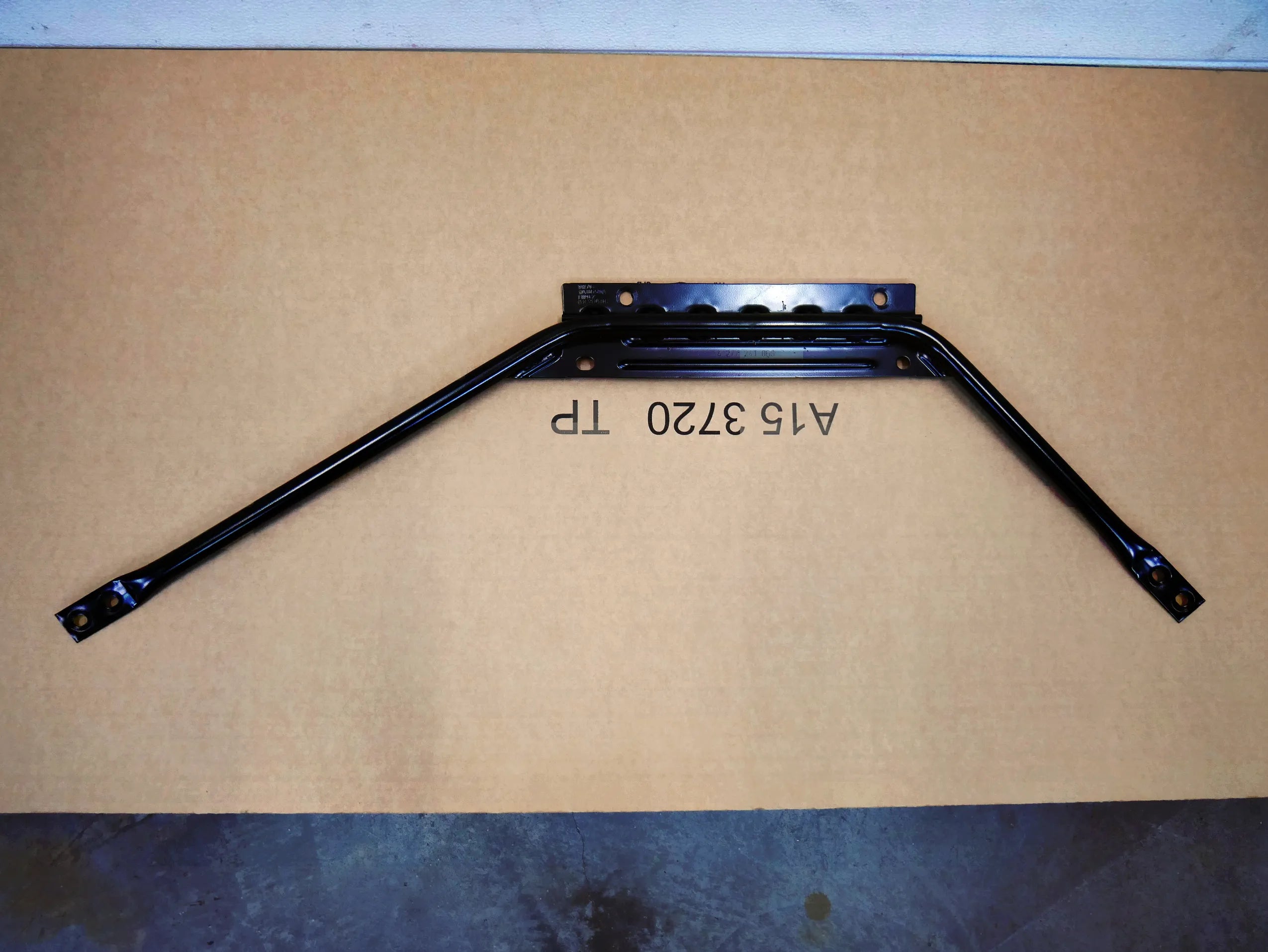 Wzmocnienie rozpierak kielichów 11A805540A VW ID.4 AUDI Q4 ENYAQ