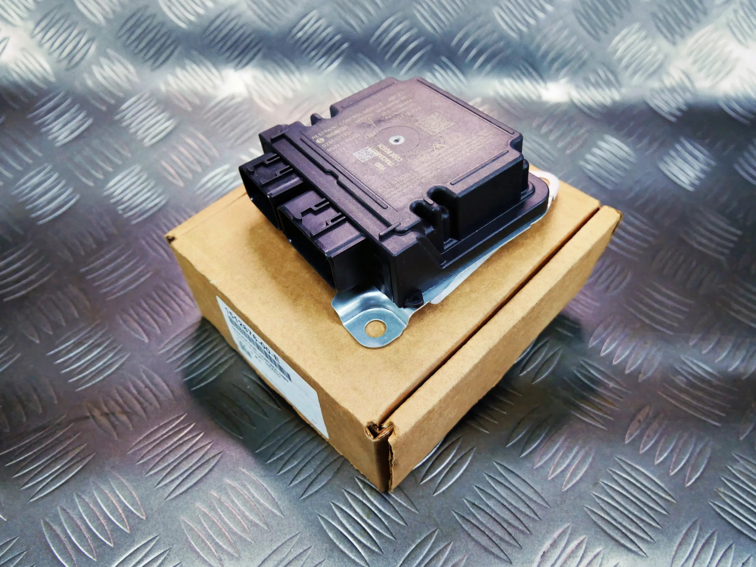 NOWY ORYGINALNY moduł sterownik poduszek AIRBAG 1512876-00-E TESLA MODEL Y