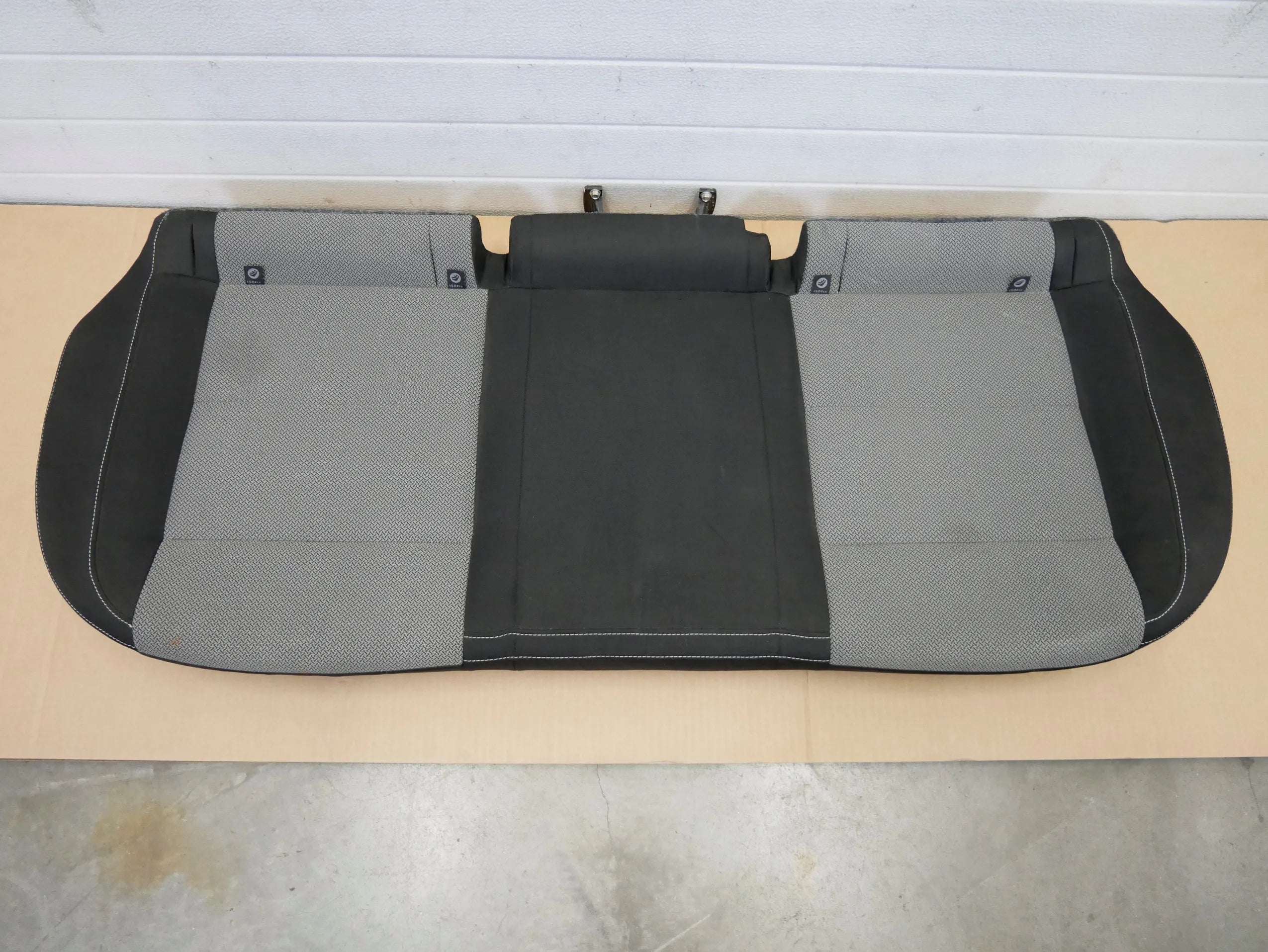 Fotel kanapa siedzisko tył tylne 5JA885375C SEAT TOLEDO II SKODA RAPID