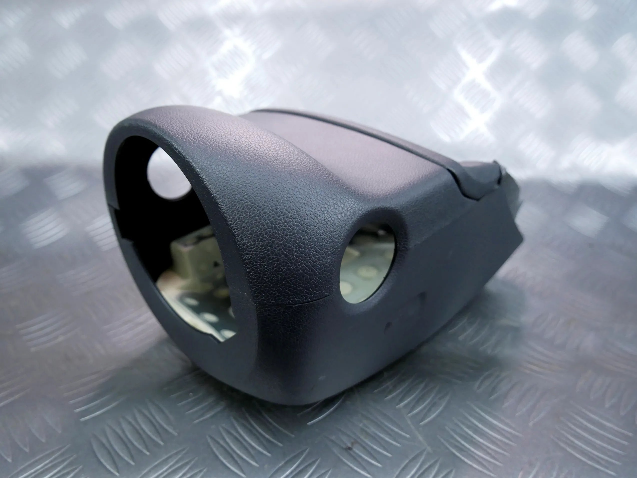 Obudowa kolumny kierownicy 3G1857053 VW PASSAT B8