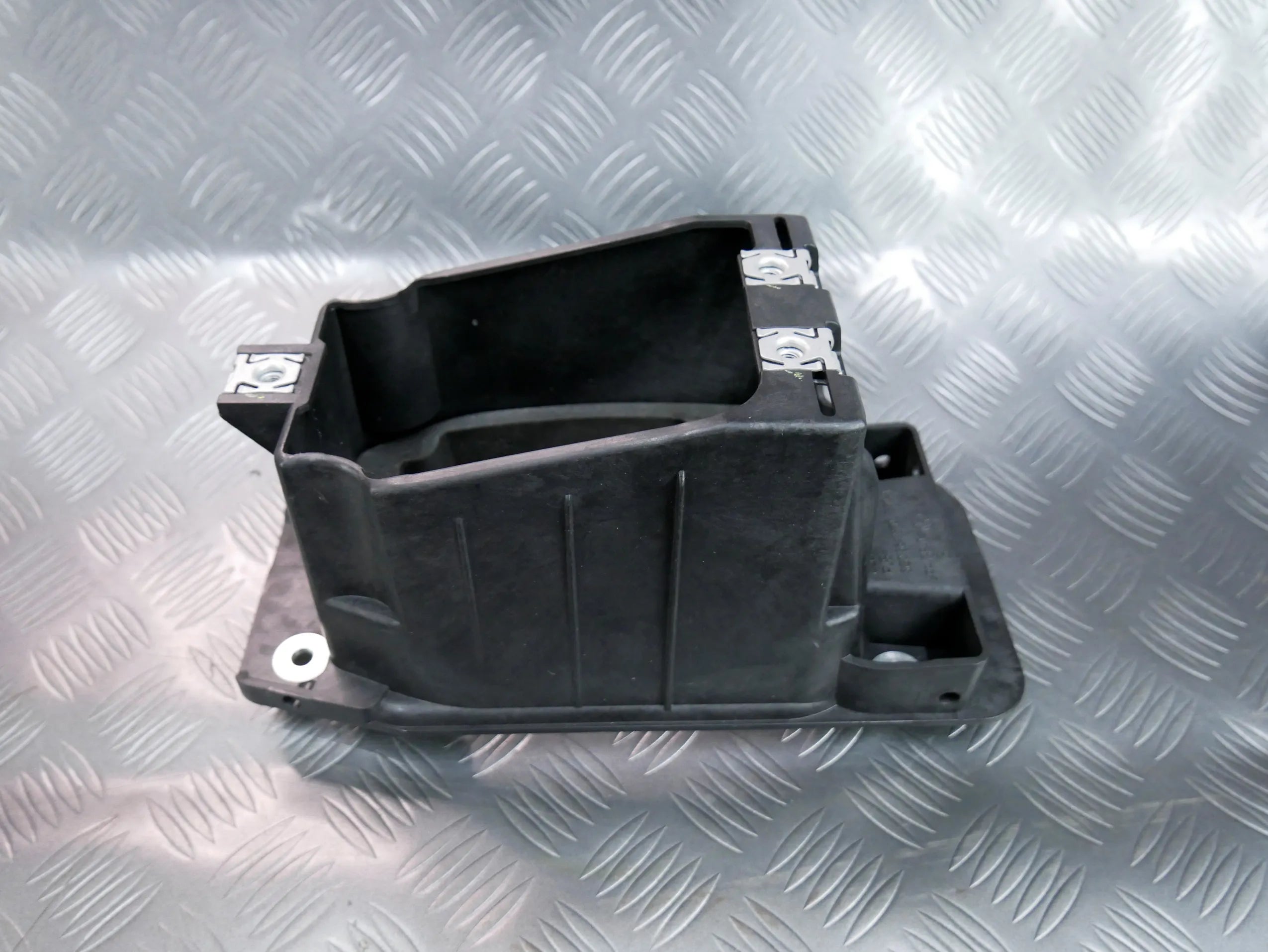 Mocowanie wybieraka biegów 3G0864870 VW PASSAT B8