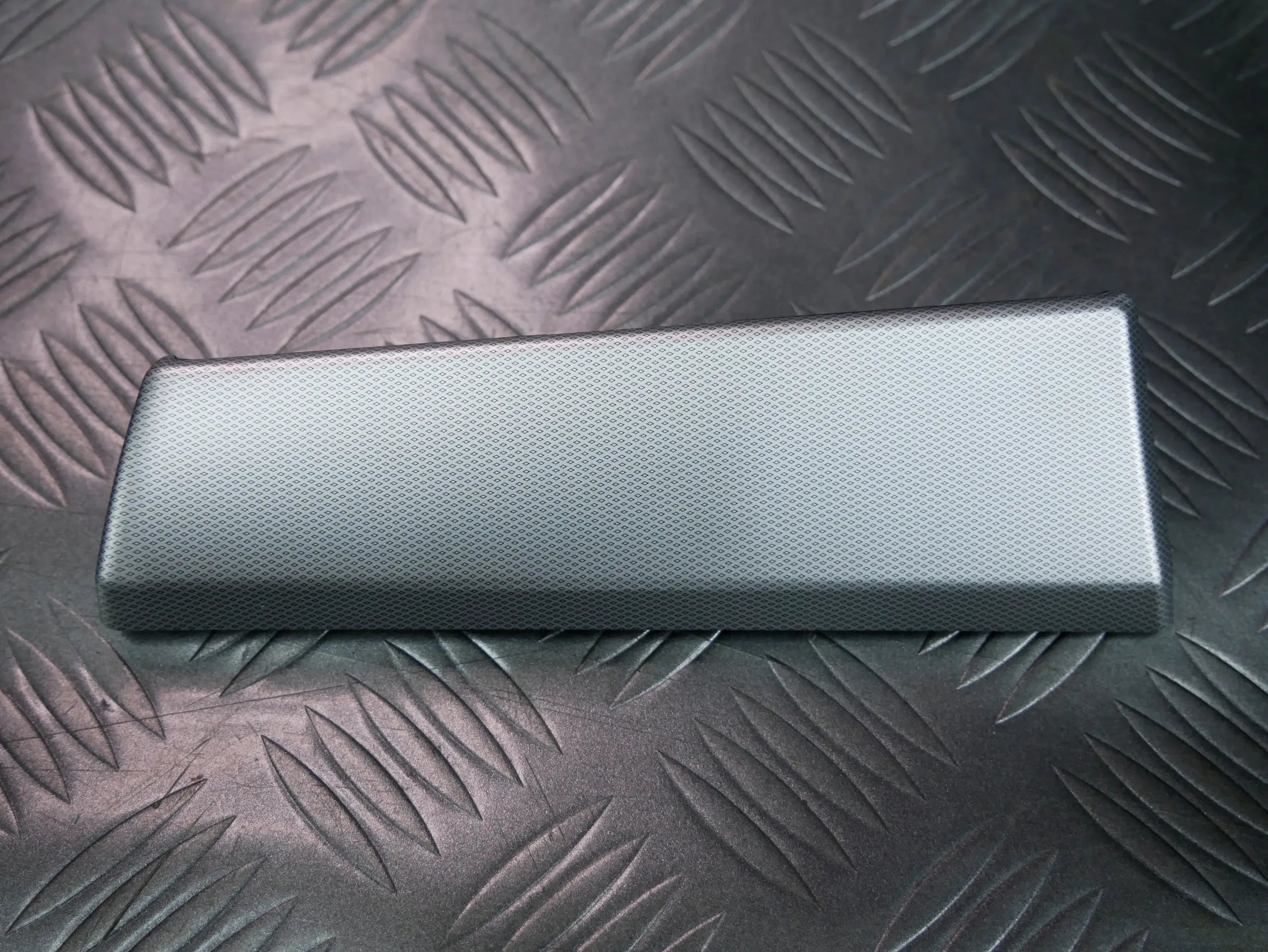 Listwa dekoracyjna dekor konsoli 3G1853261 ML9 VW PASSAT B8