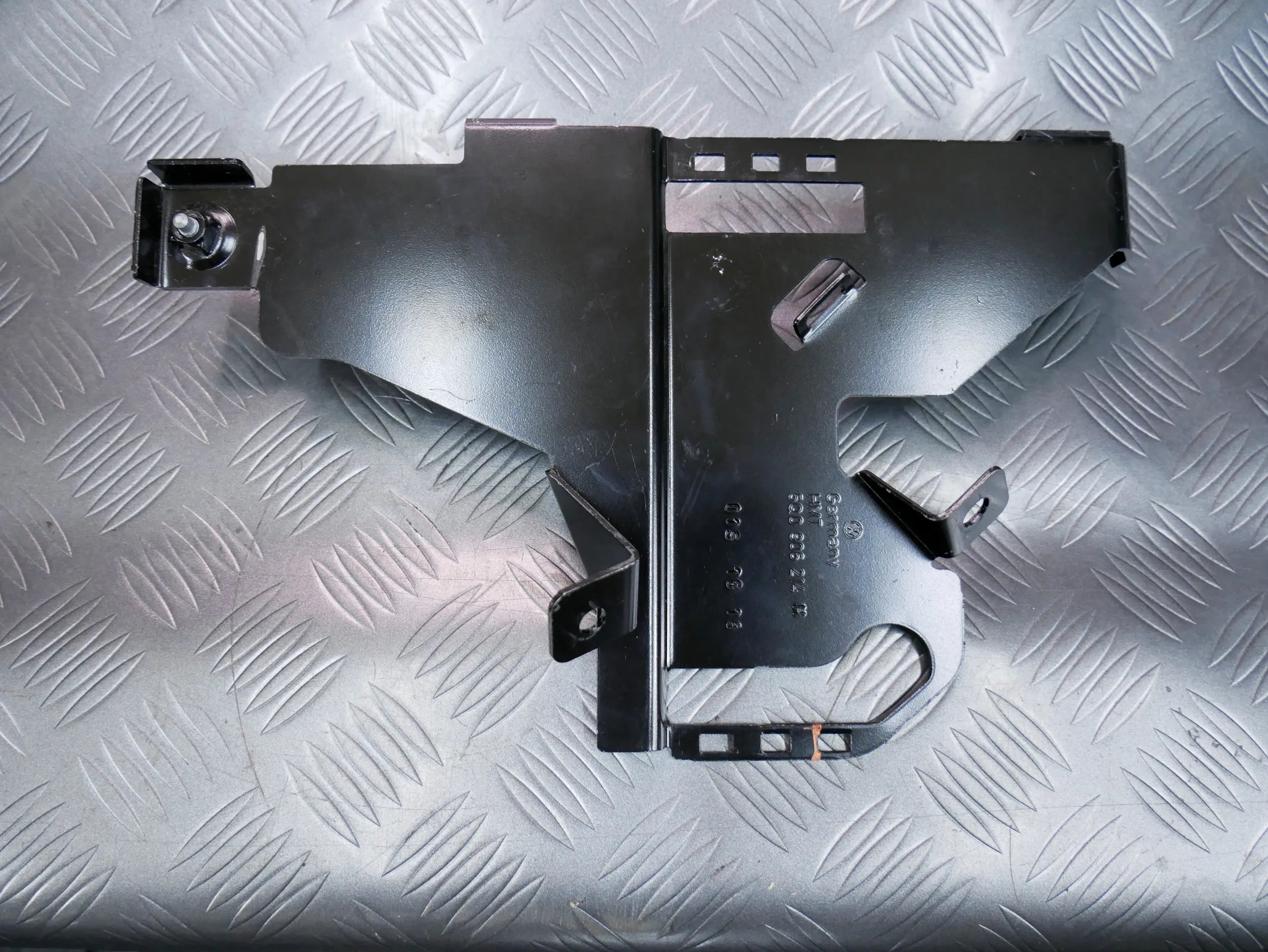 Mocowanie komputera sterownika 5Q0906214H VW PASSAT B8