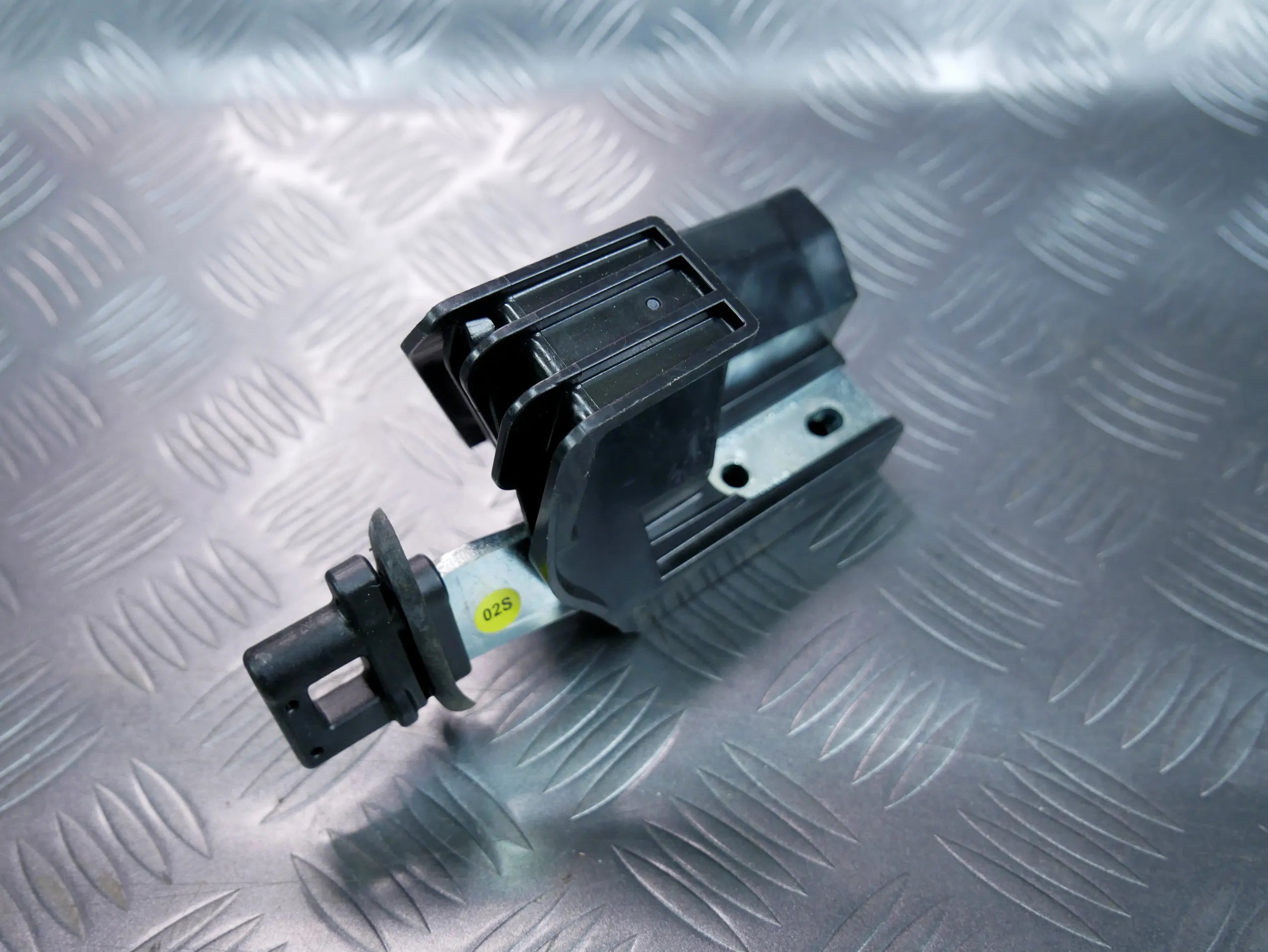 Prowadnica pasa bezpieczeństwa tył prawa 3G9857782 VW PASSAT B8 KOMBI