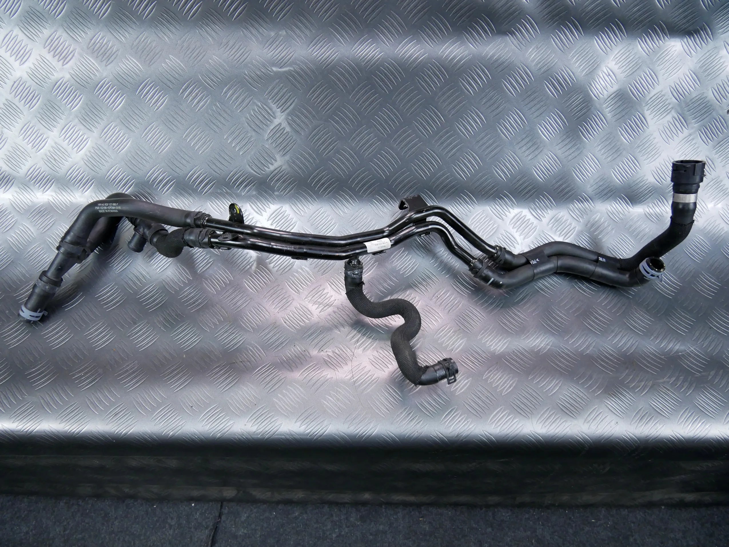 Rura wąż wody 5Q0121065H 5Q0122086F VW PASSAT GTE 1.4 TSI