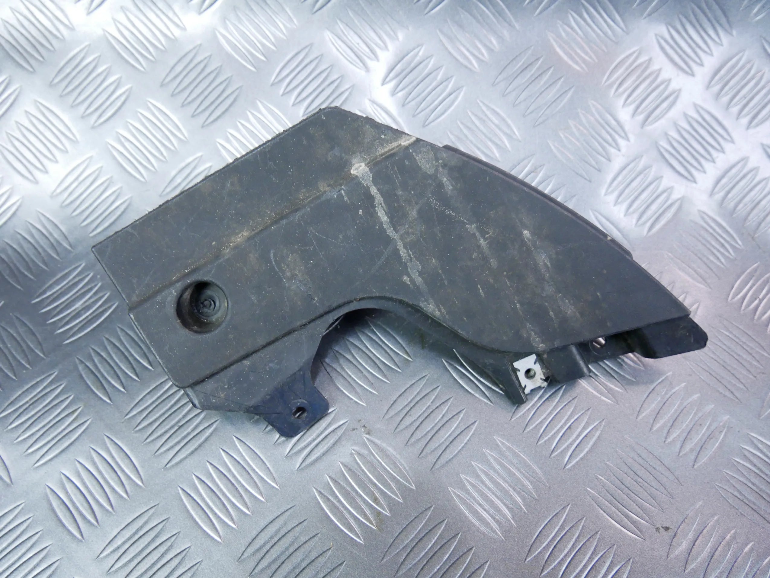 Chlapacz tył tylny lewy 3G0854855A VW PASSAT B8