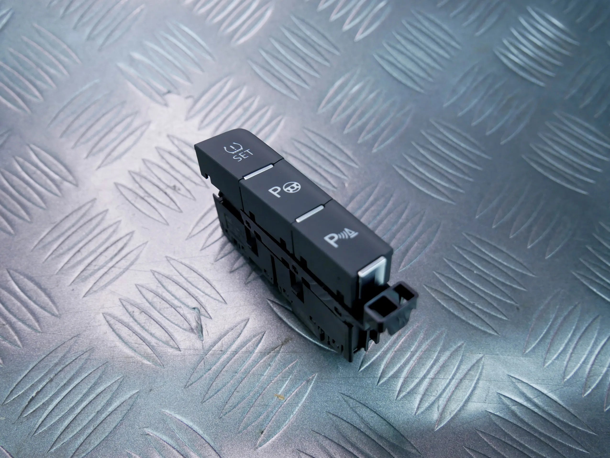 Panel przycisków przełączników 5G1927238 5GG927238E VW GOLF VII 5G0