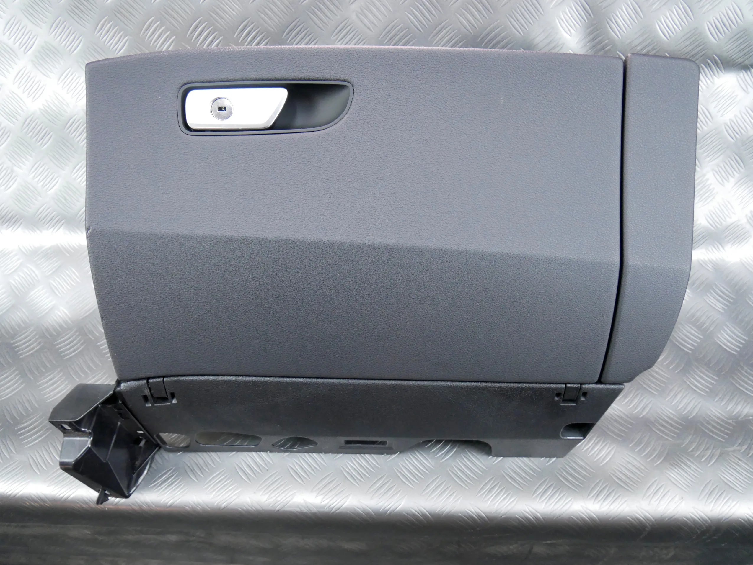 Schowek pasażera 4M1857035 24A SOUL AUDI Q7 4M