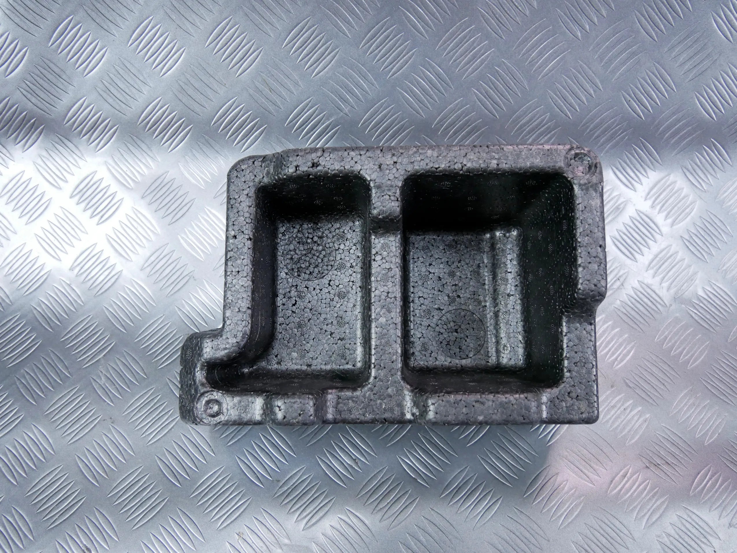 Styropian bagażnika 4M0864317A AUDI Q7 4M