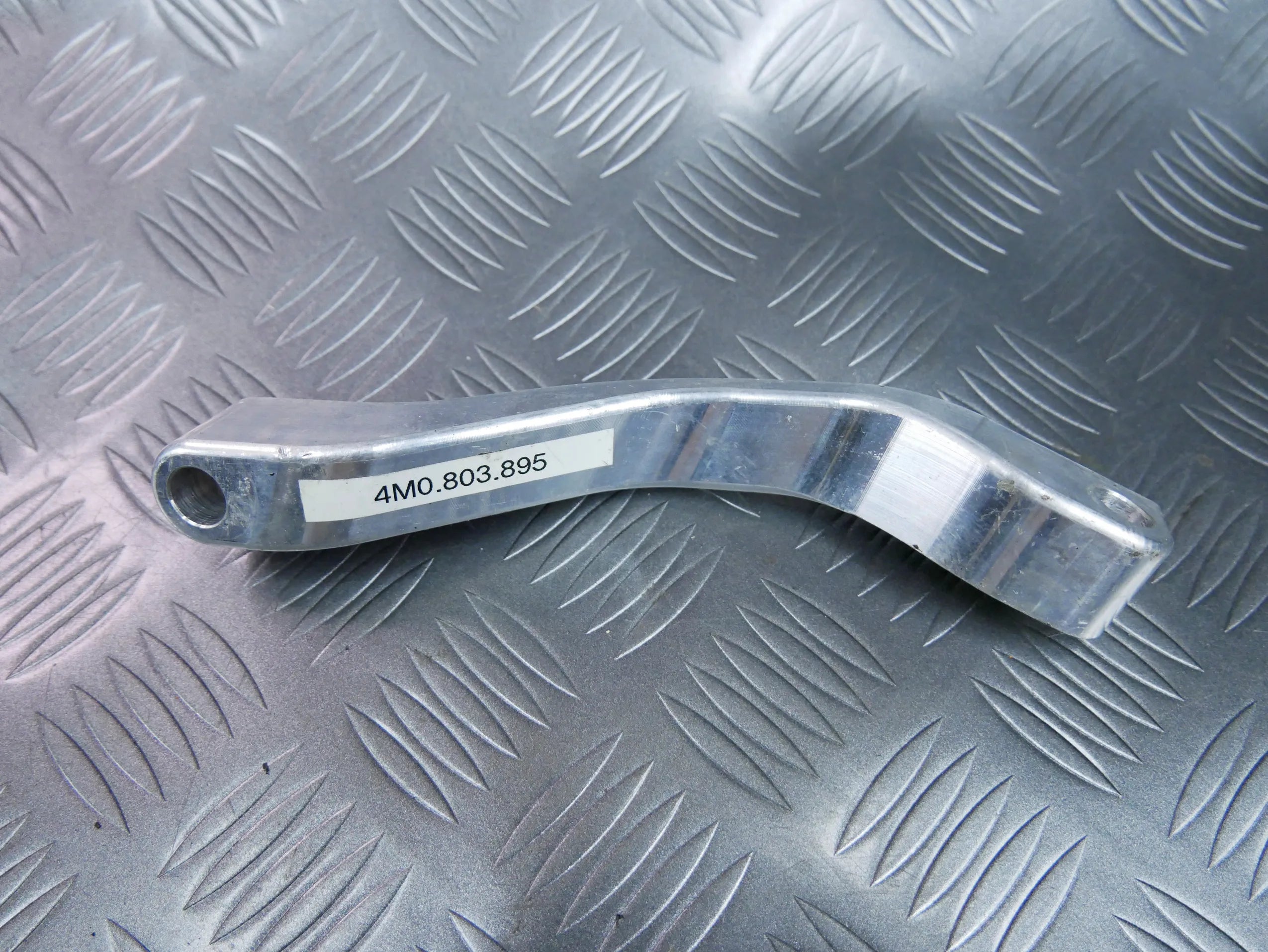 Wspornik wzmocnienie poprzeczne 4M0803895 AUDI Q7 4M