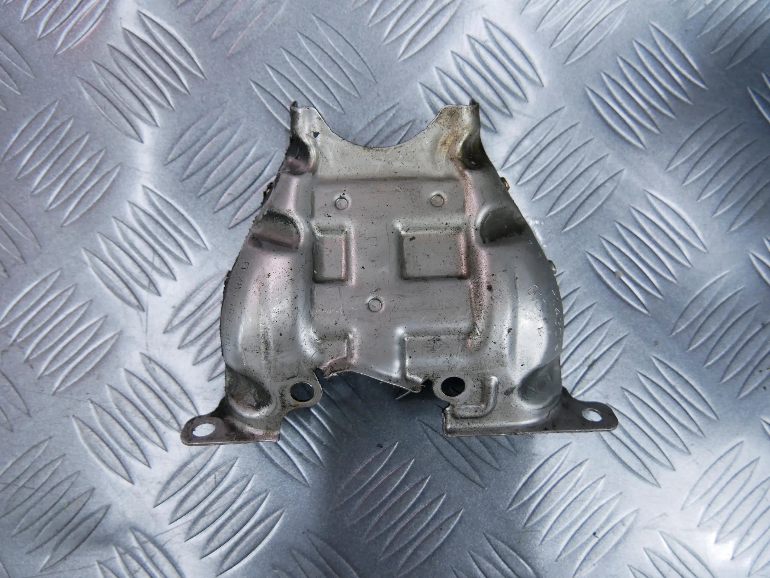 Osłona termiczna turbiny 06L129597B AUDI Q7 4M 2.0 TFSI