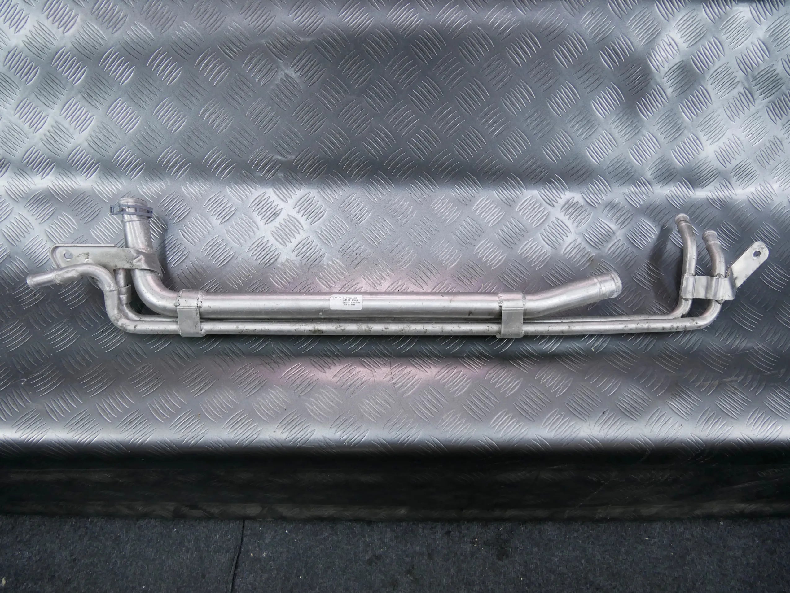 Rurka wody przewód  chłodzenia 4M0121070R AUDI Q7 4M 2.0 TFSI