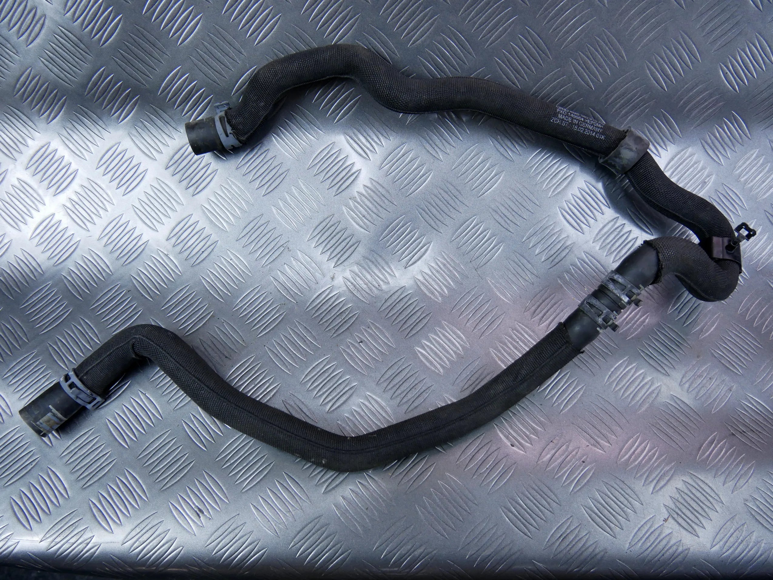 Rura wąż wody 4M0145919AD AUDI Q7 4M 2.0 TFSI