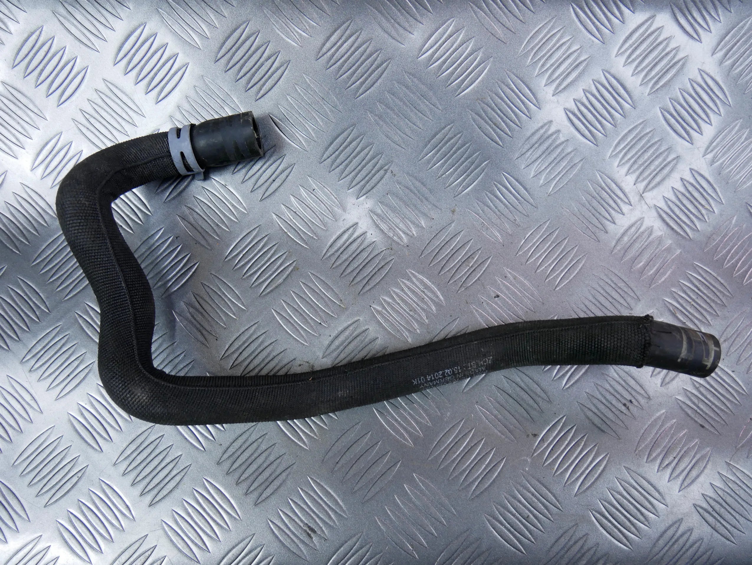 Rura wąż wody 4M0819552H AUDI Q7 4M 2.0 TFSI