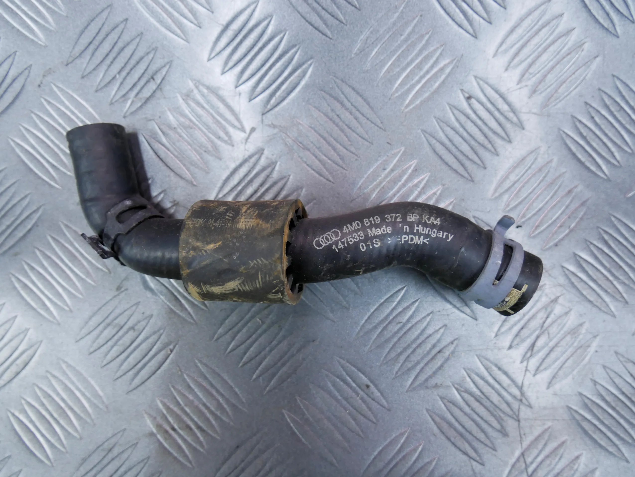 Rura wąż wody 4M0819372BP AUDI Q7 4M 2.0 TFSI