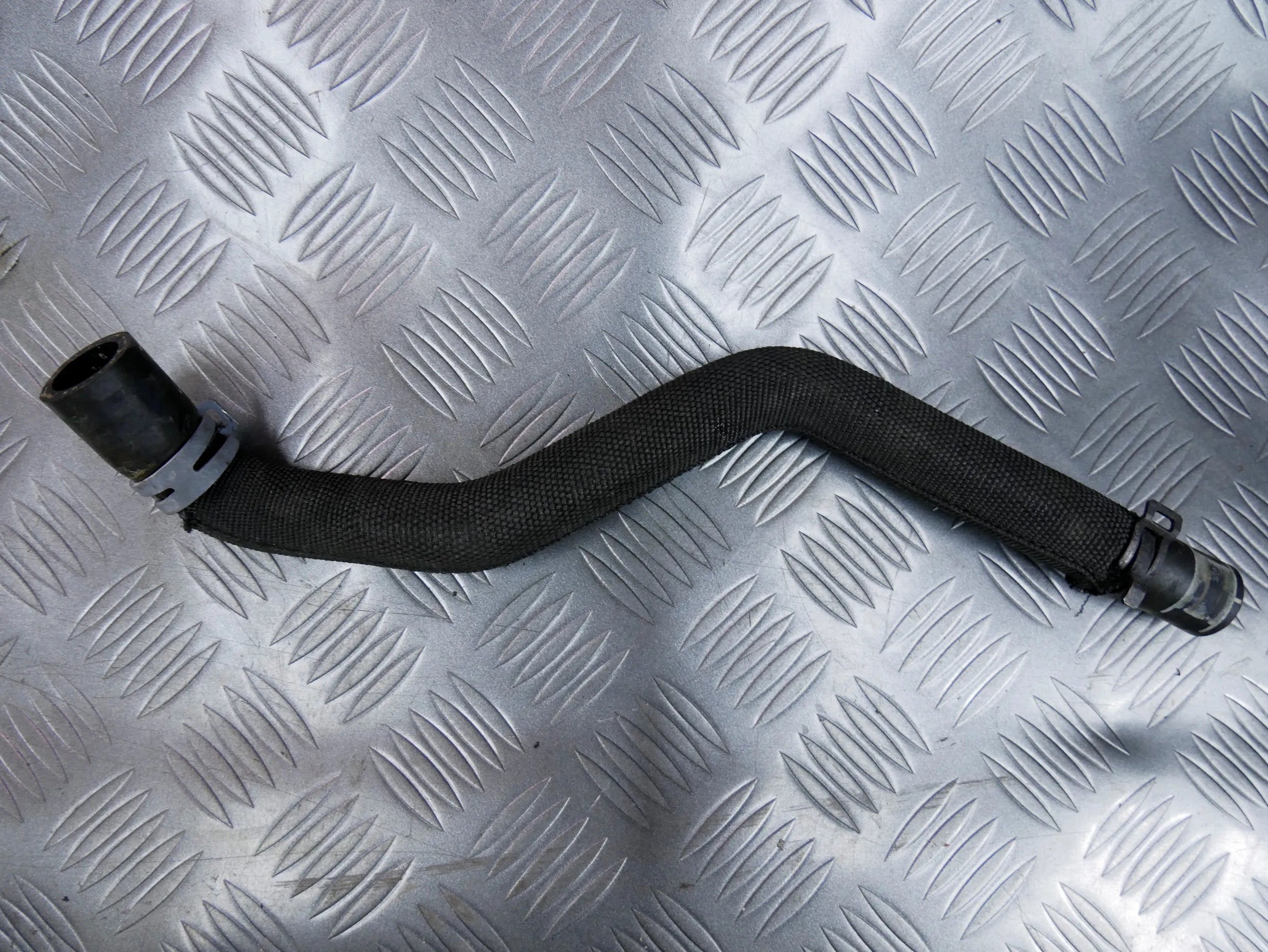 Rura wąż wody 4M0145564 AUDI Q7 4M 2.0 TFSI