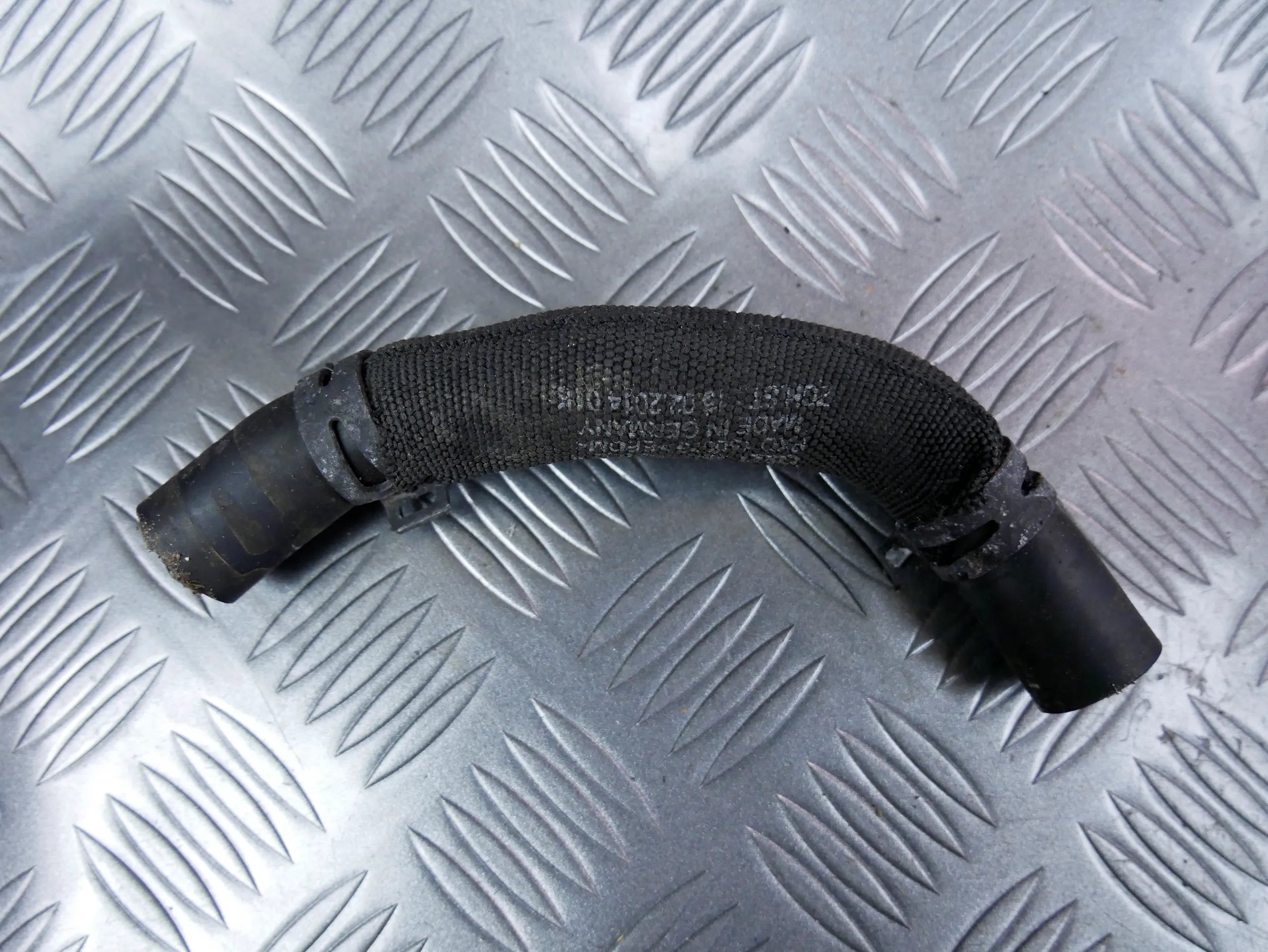 Rura wąż wody 4M0145562A AUDI Q7 4M 2.0 TFSI