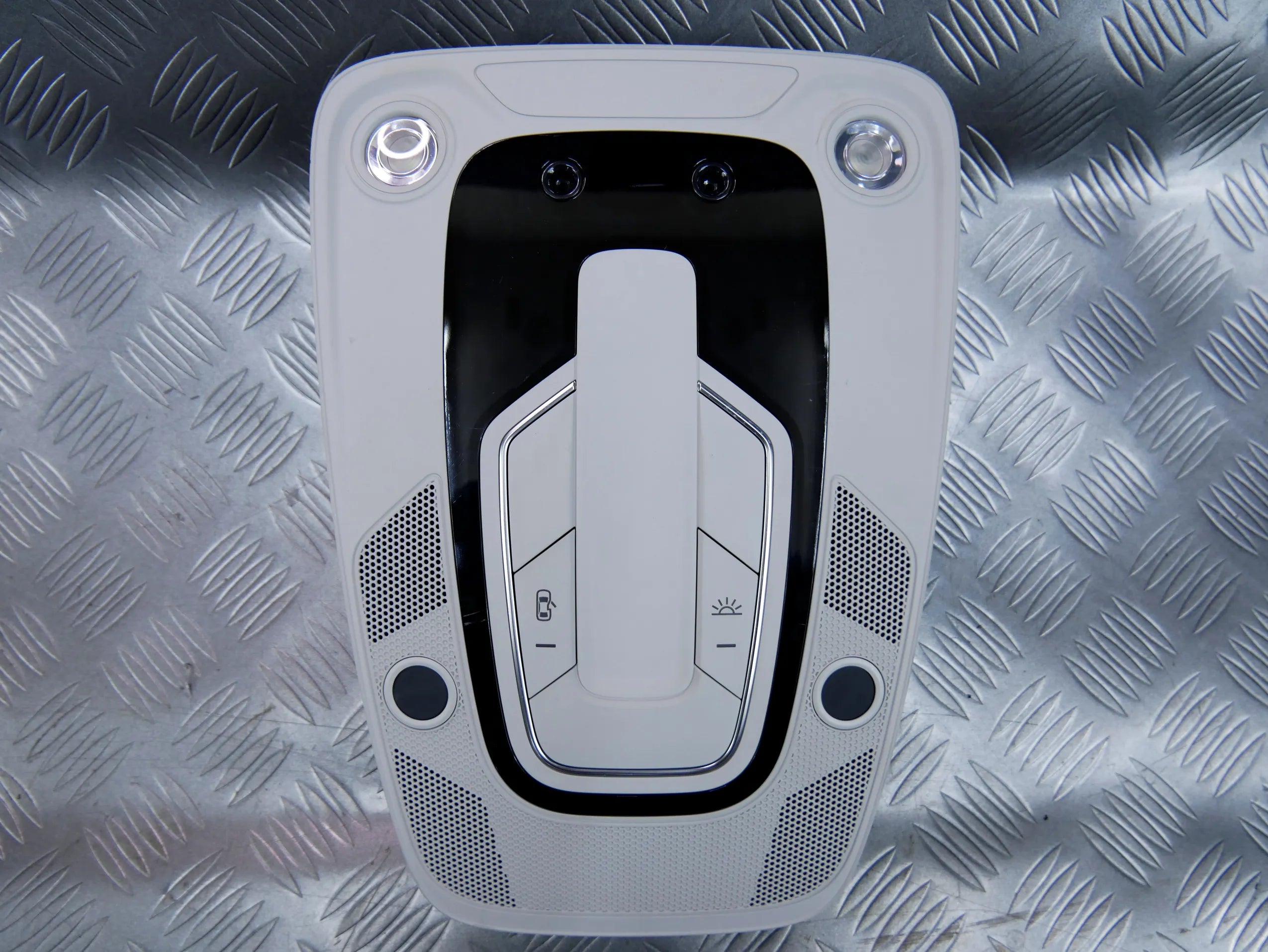 Lampka podsufitki 4M0947135BA AUDI Q7 4M
