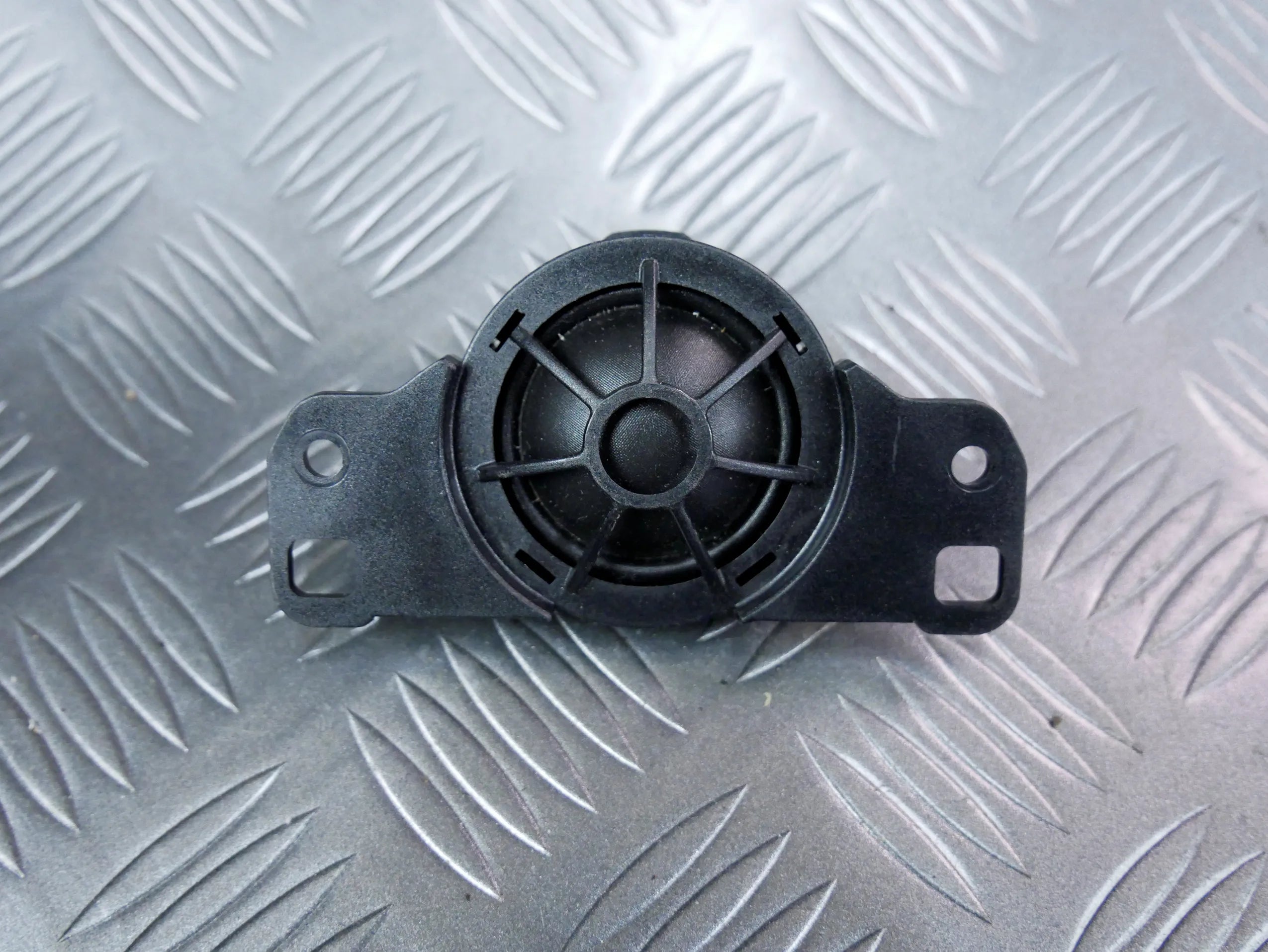 Głośnik konsoli 4M0035399 AUDI Q7 4M