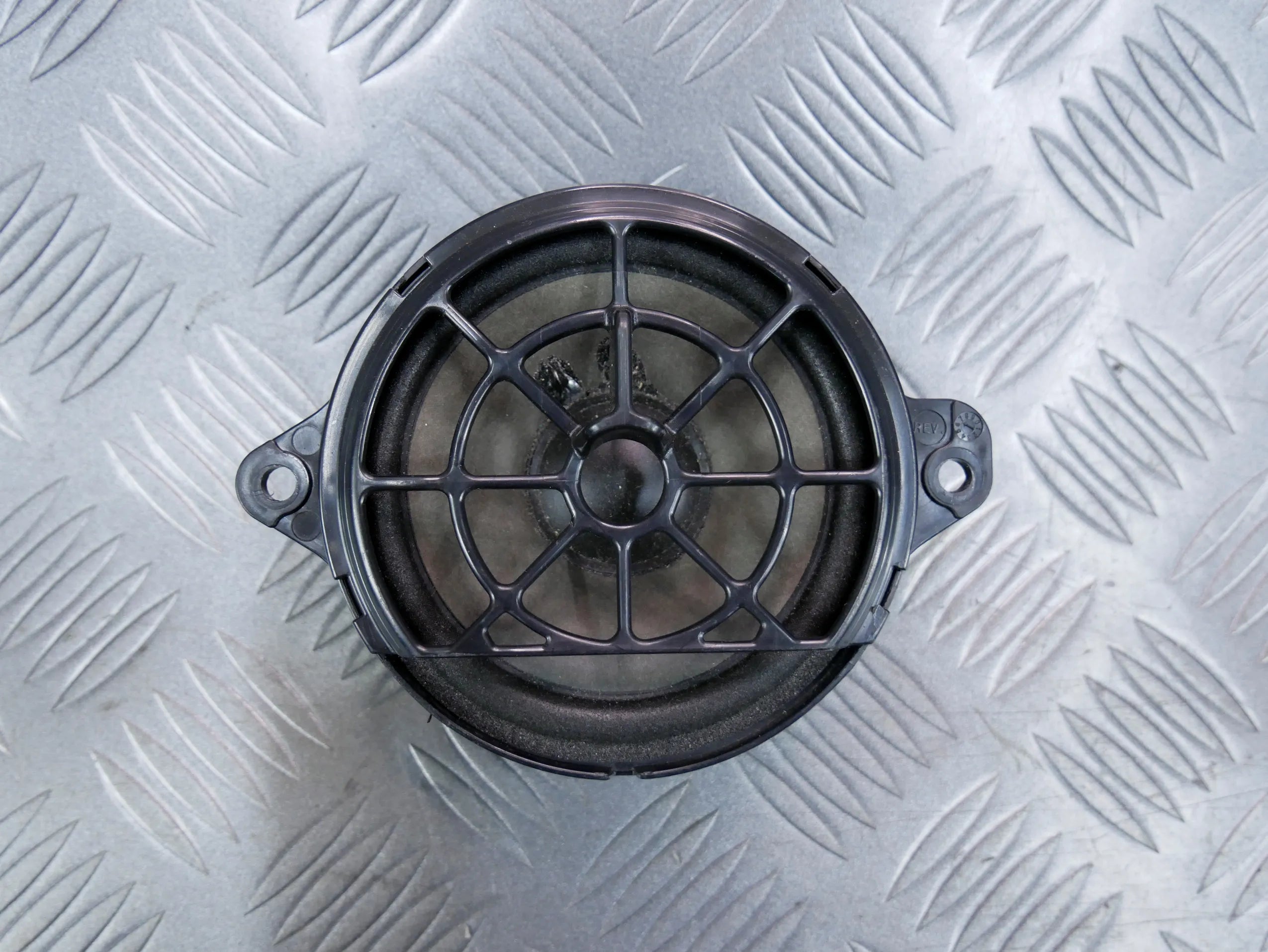Głośnik konsoli BOSE 4M0035416 AUDI Q7 4M