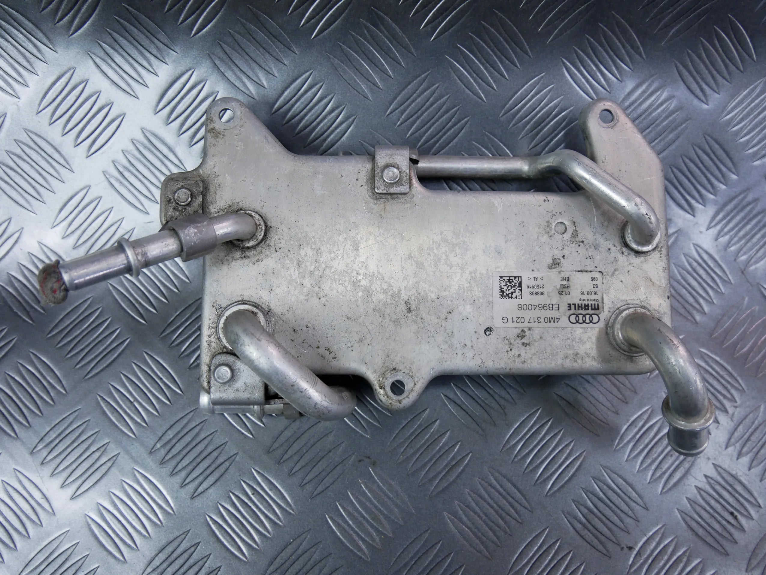 Chłodnica oleju skrzyni 4M0317021G AUDI Q7 4M
