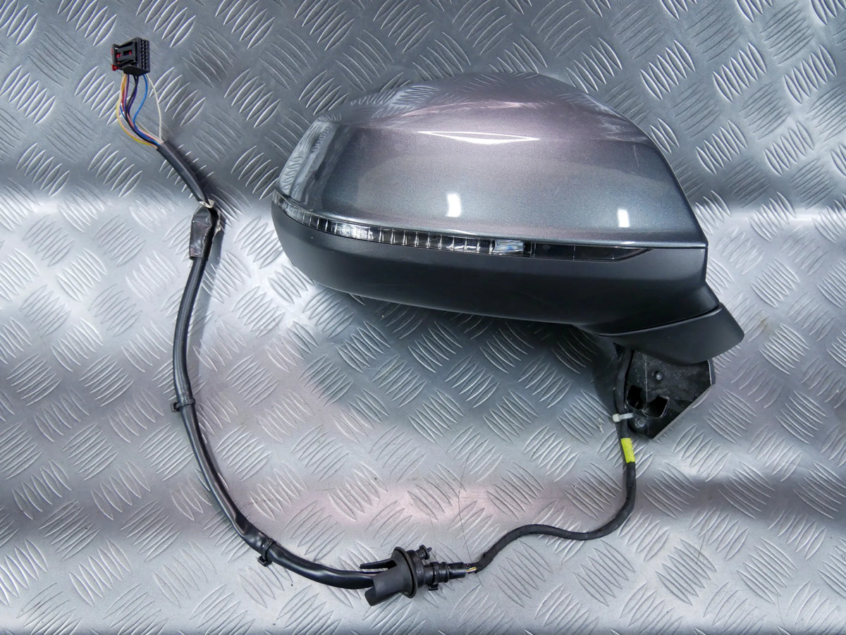Lusterko prawe kompletne LZ7S 12 PIN AUDI Q7 4M