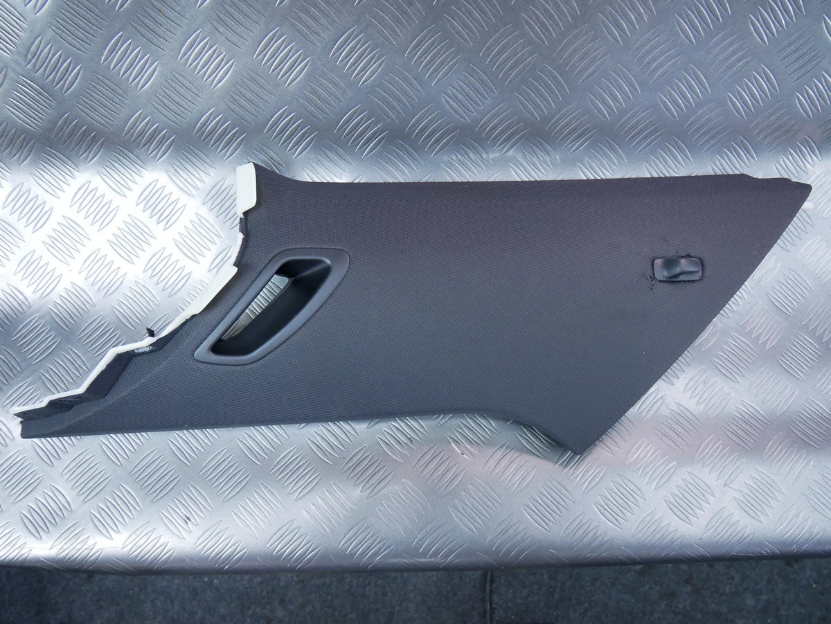 Osłona poszycie słupka tył prawe 8S8867288 AUDI TT 8S