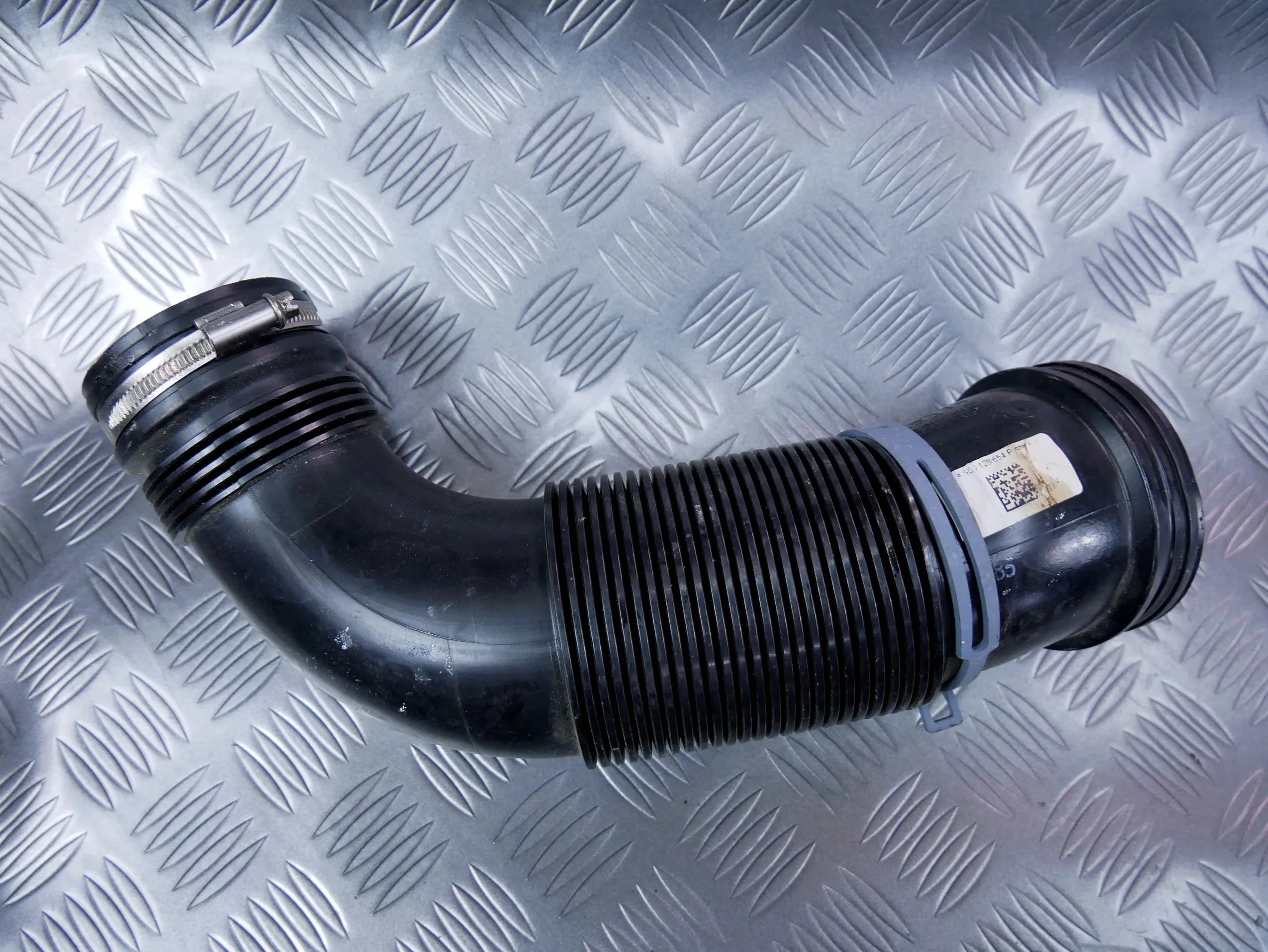 Rura wąż przewód powietrza 5Q0129654P AUDI TT 8S 2.0 TFSI