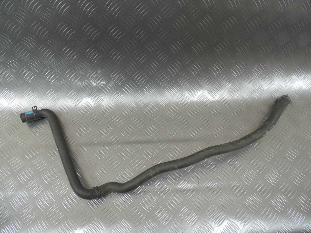 Rura wąż wody 4L0819886 AUDI Q7