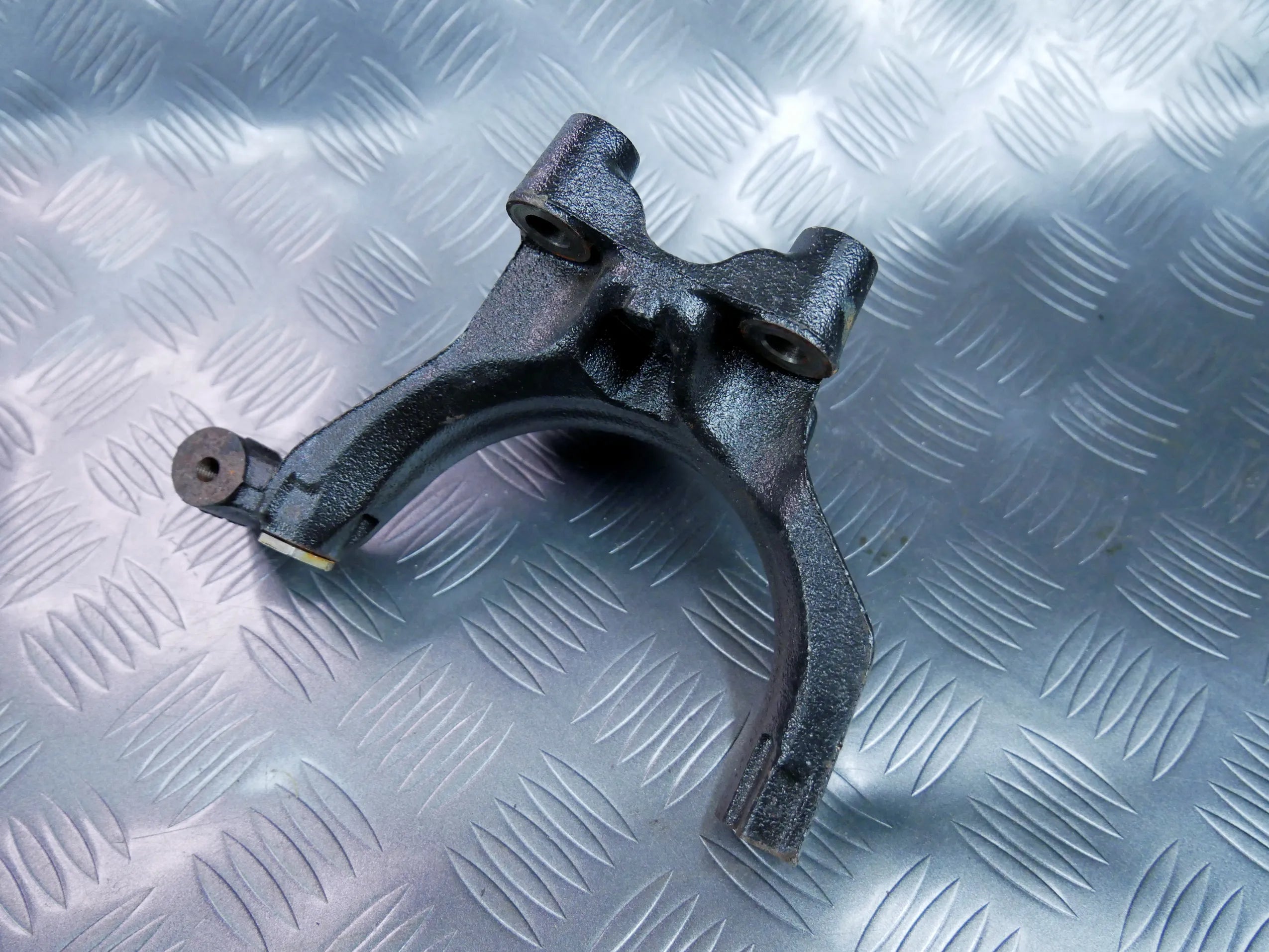 Uchwyt łapa wspornik DPF 04L425 AUDI TT 8S 2.0 TDI